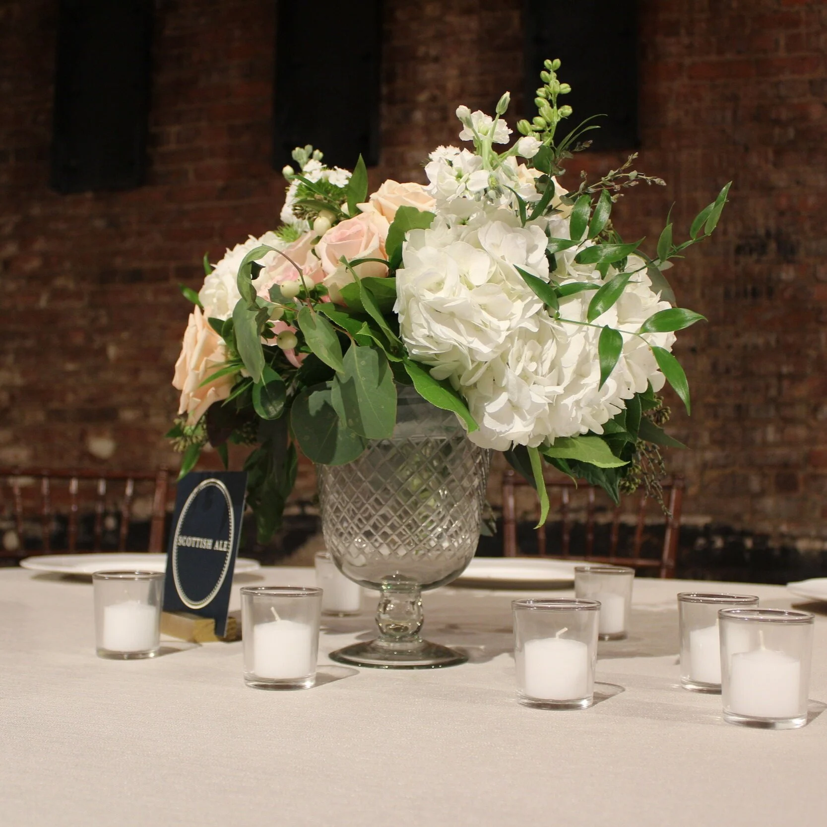 Romantic+Rhinegeist+Wedding+Reception+Florals+by+Yellow+Canary