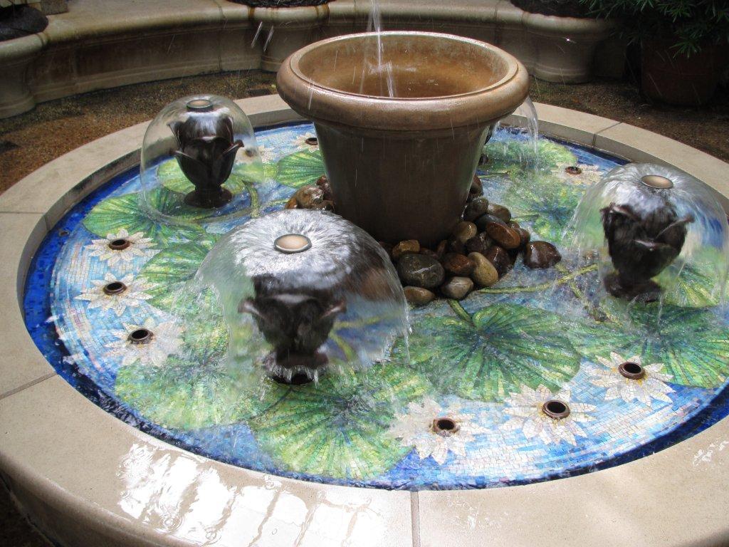 Water fountains and mosaic basin