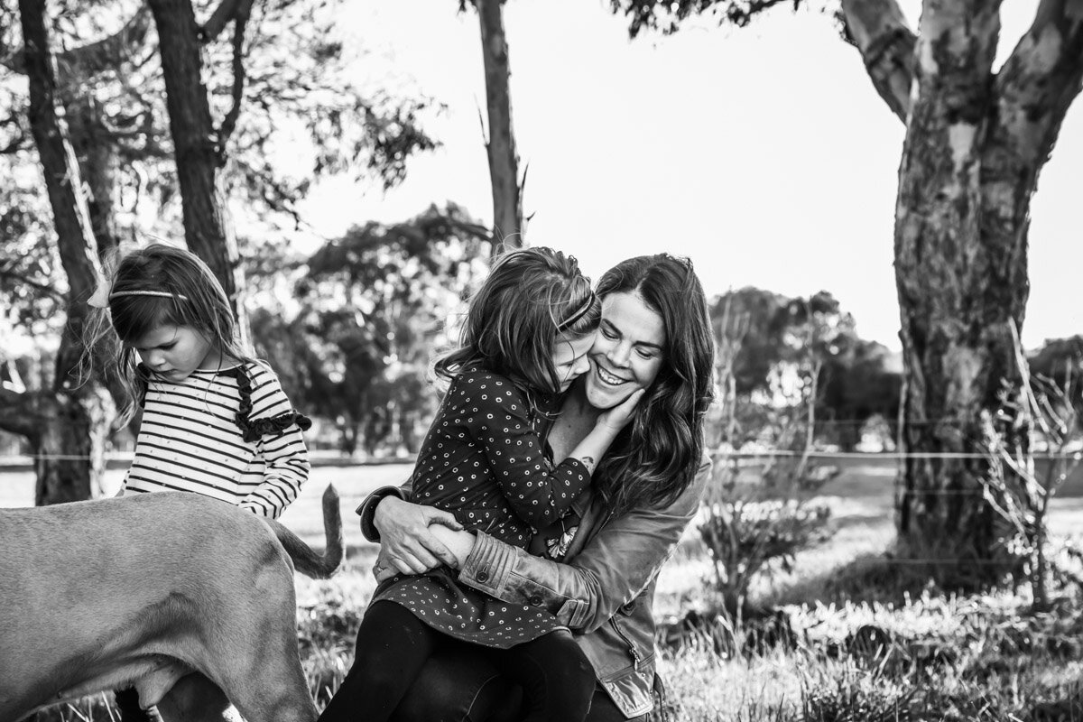 Mum and daughter embracing LaurenMcAdam Photography Geelong torquay newtown armstrong creek moriac family photographer-12.jpg