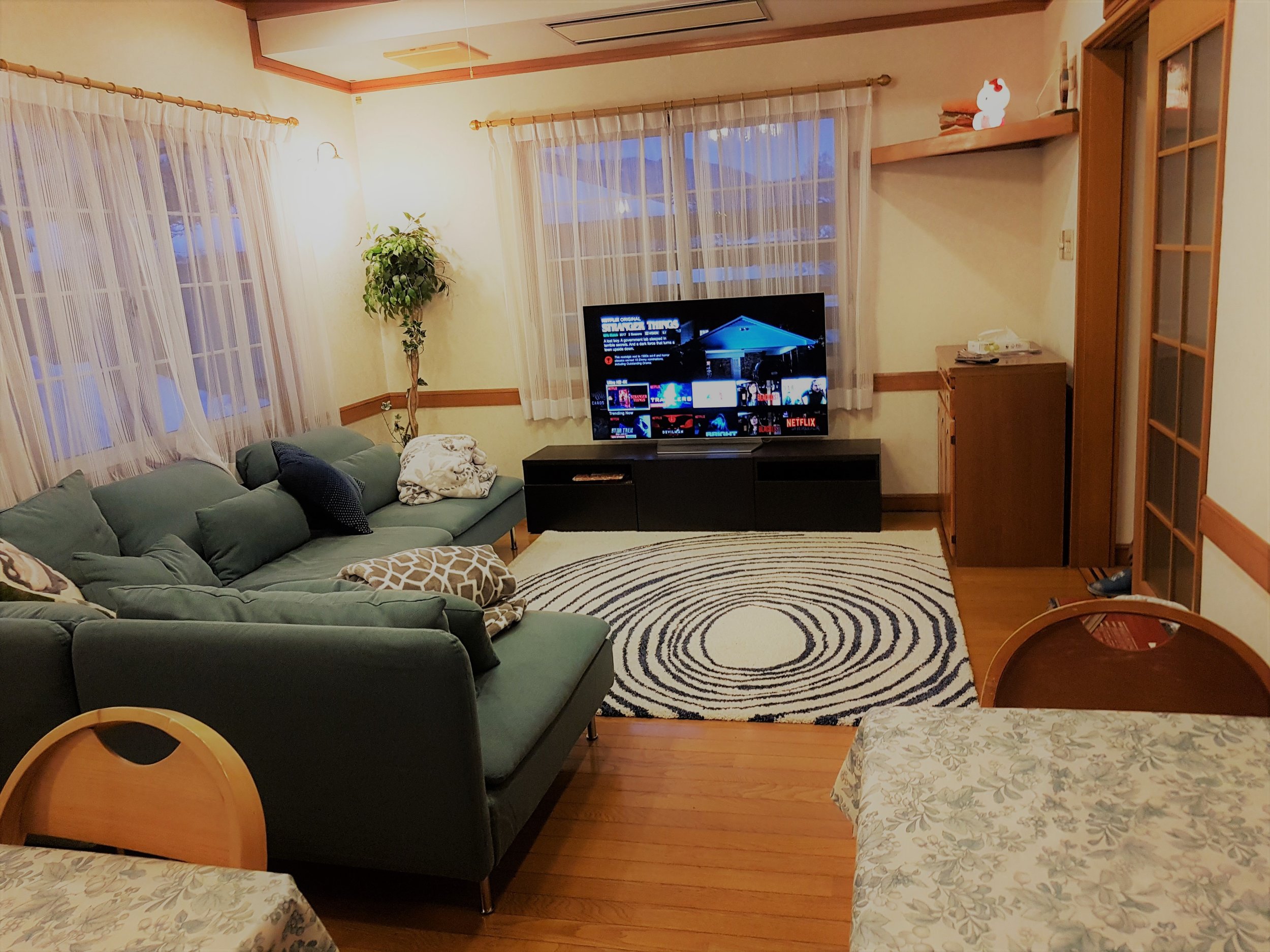 Separate lounge and sitting room (Copy)