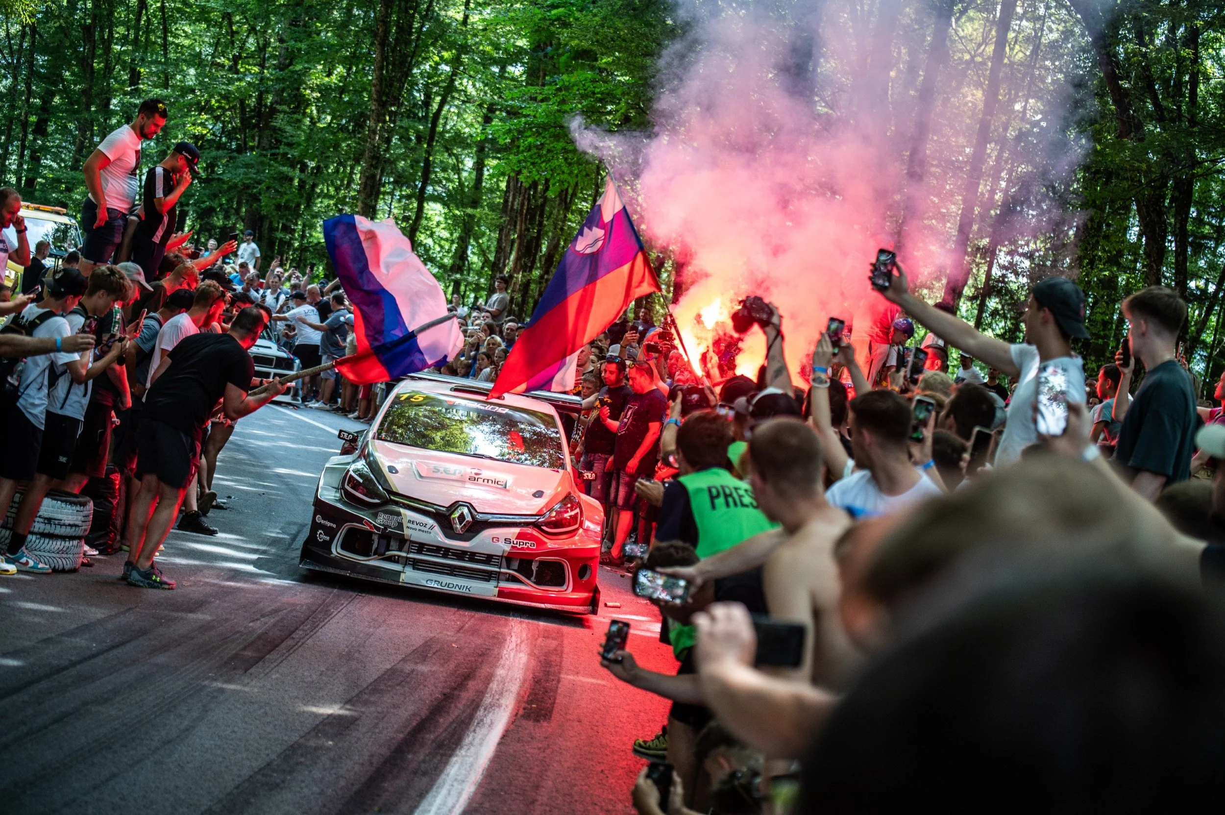 AKL_3925 (Custom).jpg