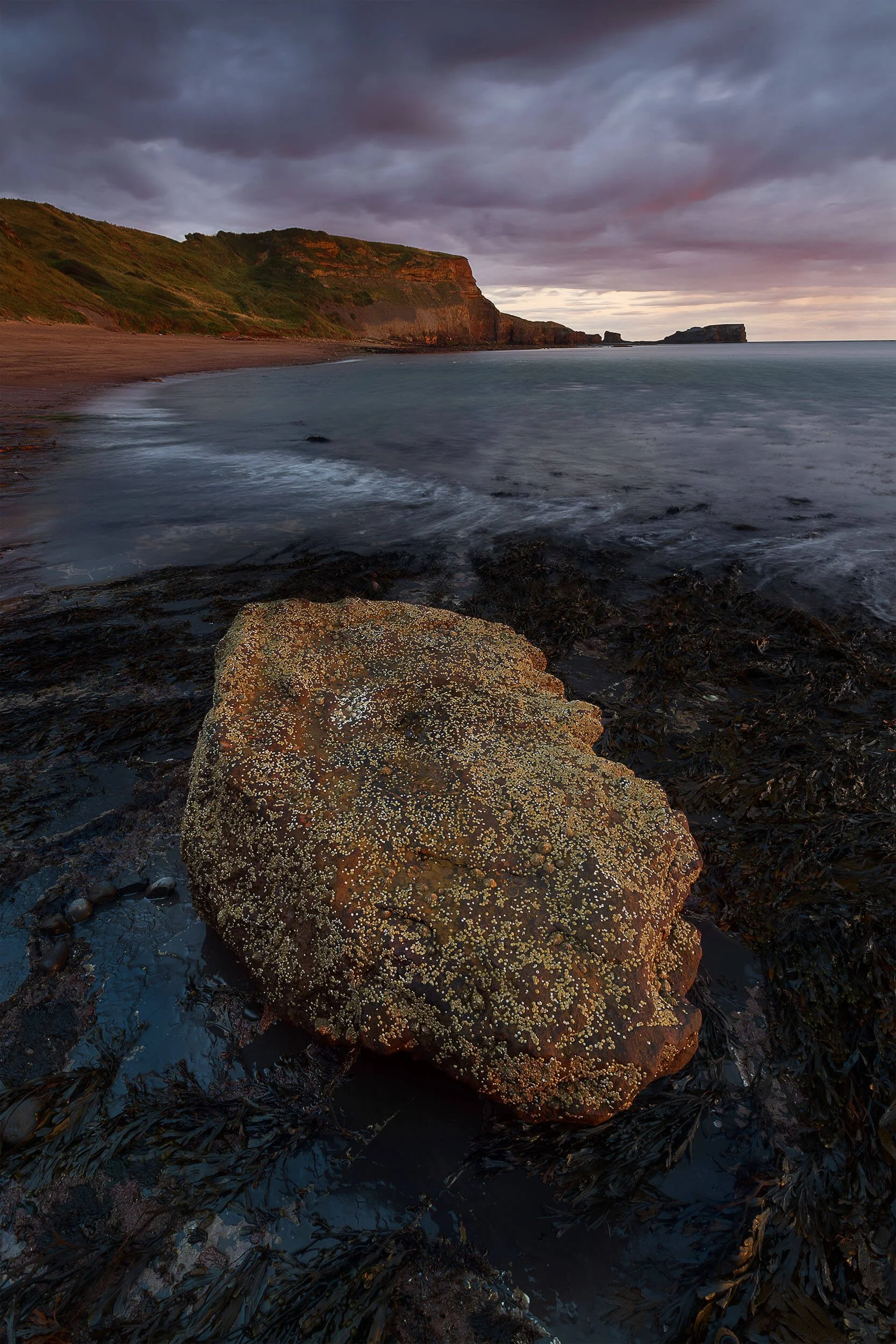 A landscape photography location guide to Saltwick Bay