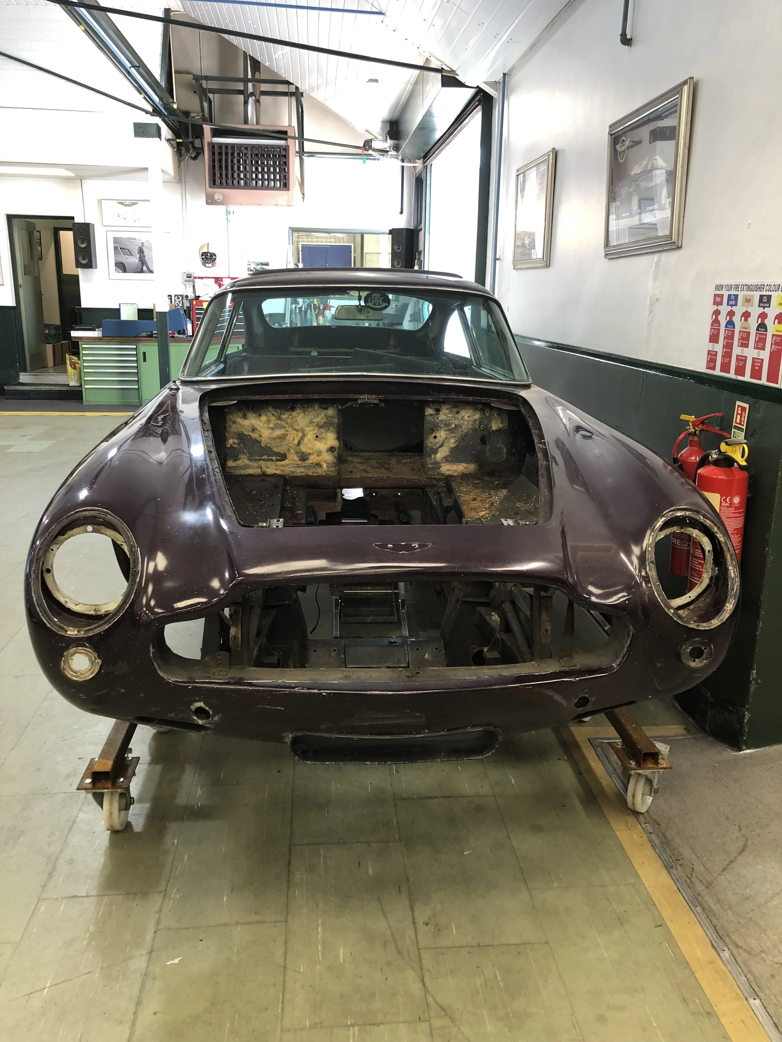 Aston Martin DB5.jpeg