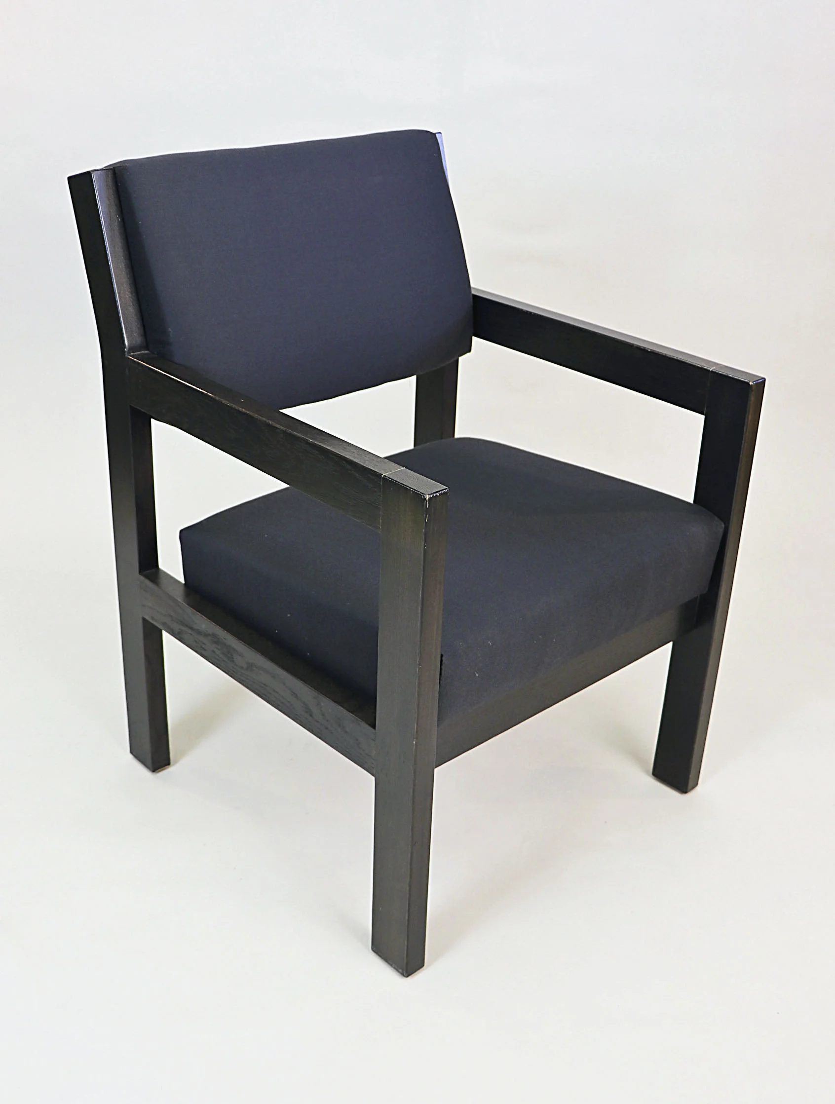 ArmChairBlack2-1.jpg