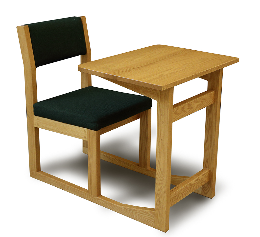 Classroom Desk1.jpg