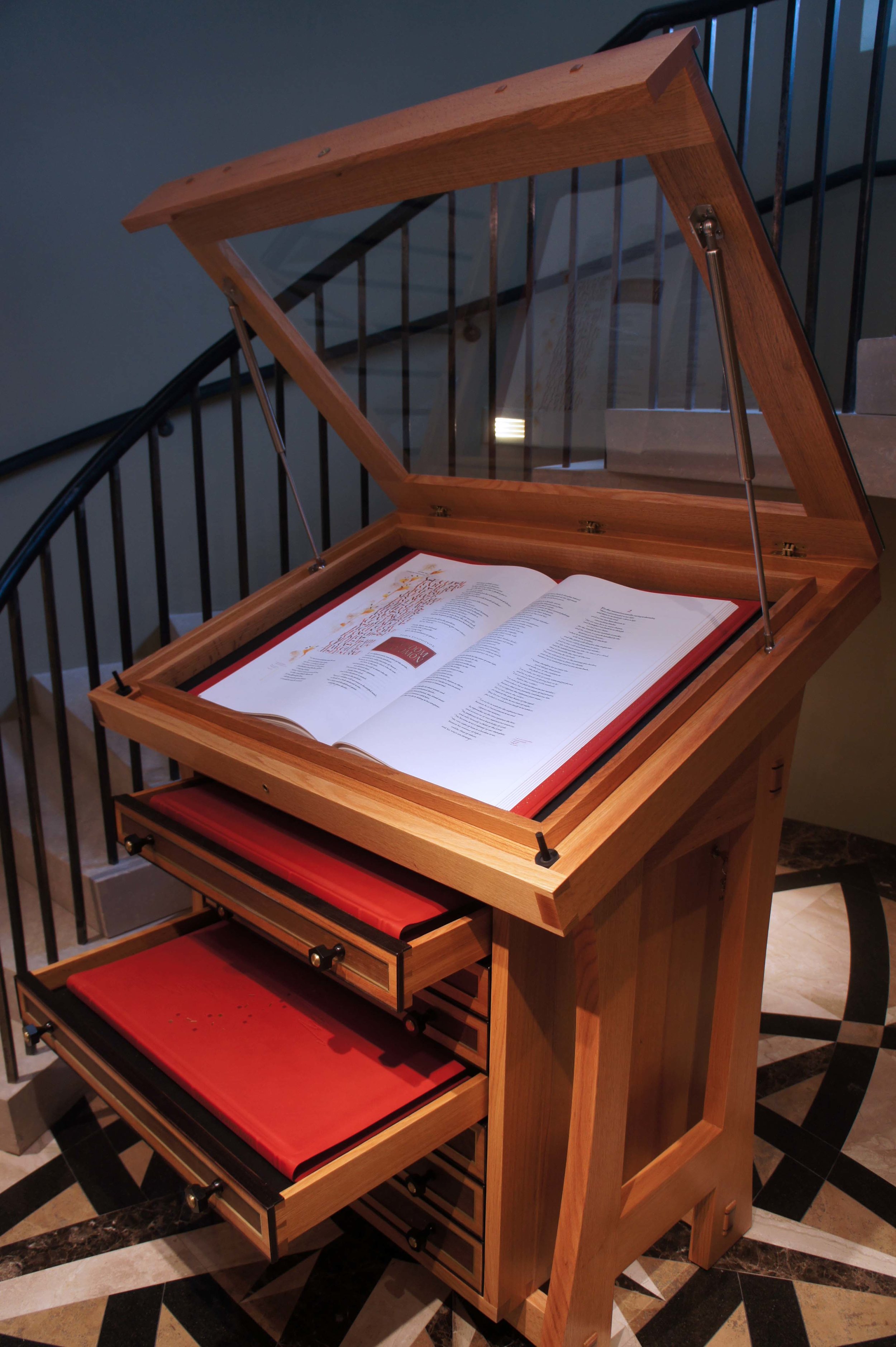 Bible Holder Oak Wood