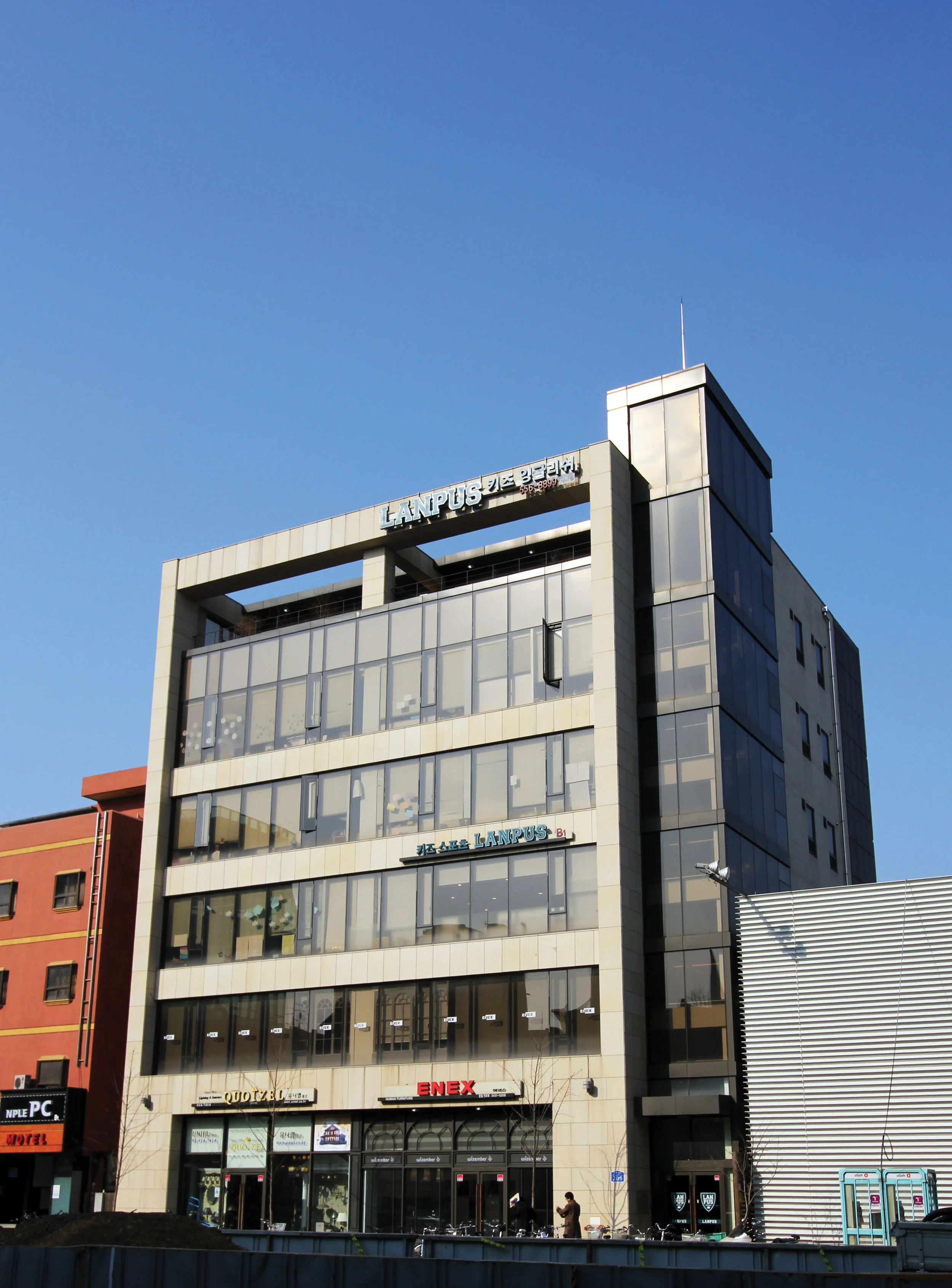 drds+k-brochure-05-Samjeondong-b-2.jpg