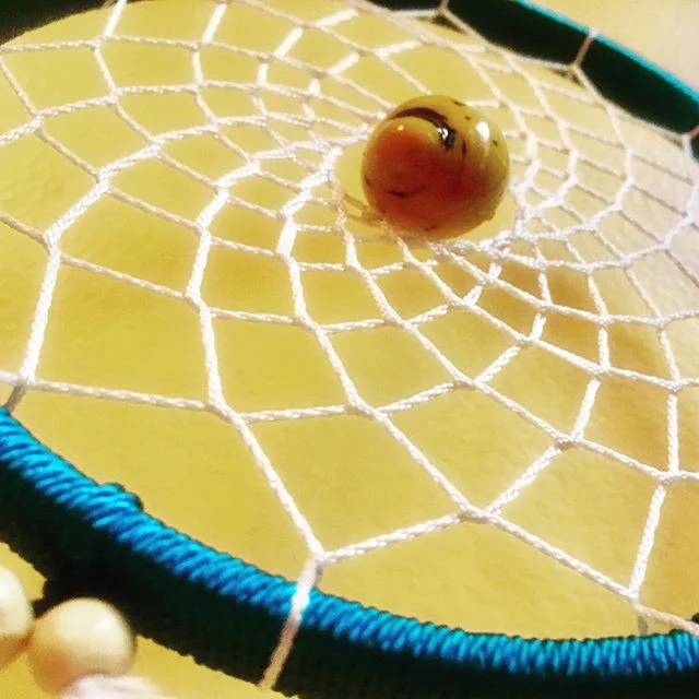 Dreaming....Creating....#dreaming #creating #create #dream #dreamcatcher #handmade #handmadedreamcatcher #nativeamericaninspired #bohemian #bohemianchic #boho #bohochic #artisan #artesana #atrapasue&ntilde;o #atrapasue&ntilde;os #hechoamano #doingwha