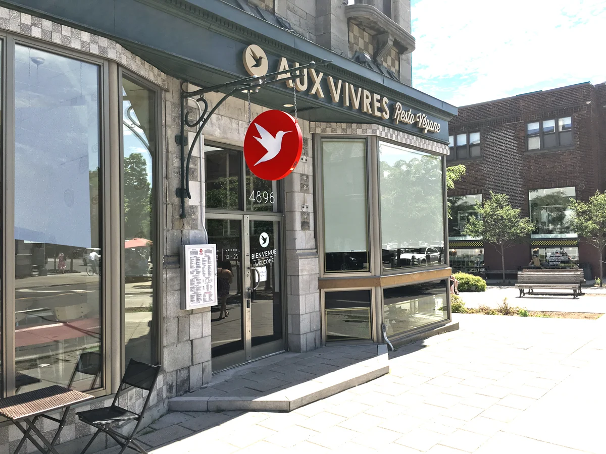 exterior signage / signalisation extérieure