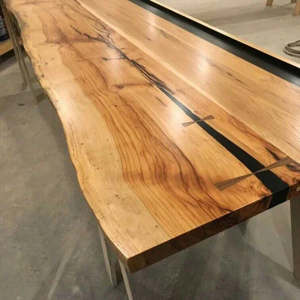 Wolf-Table.jpg