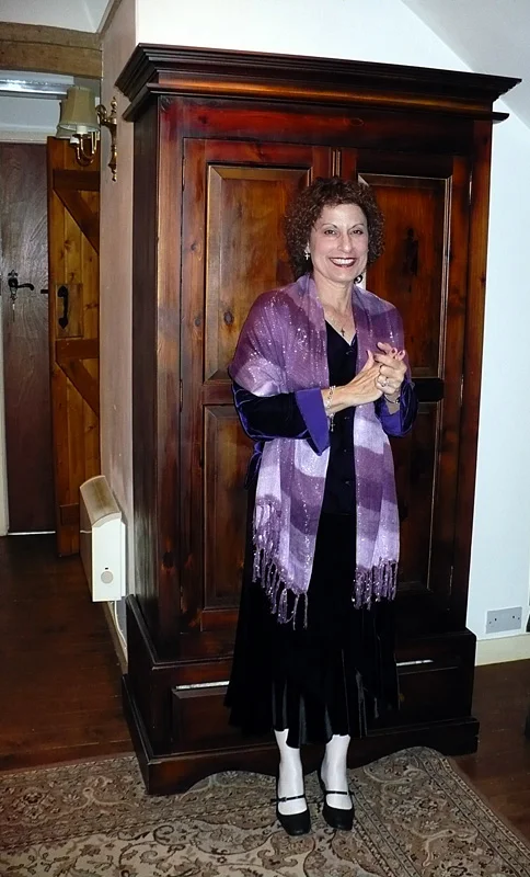 Lorraine portrait from website.jpg