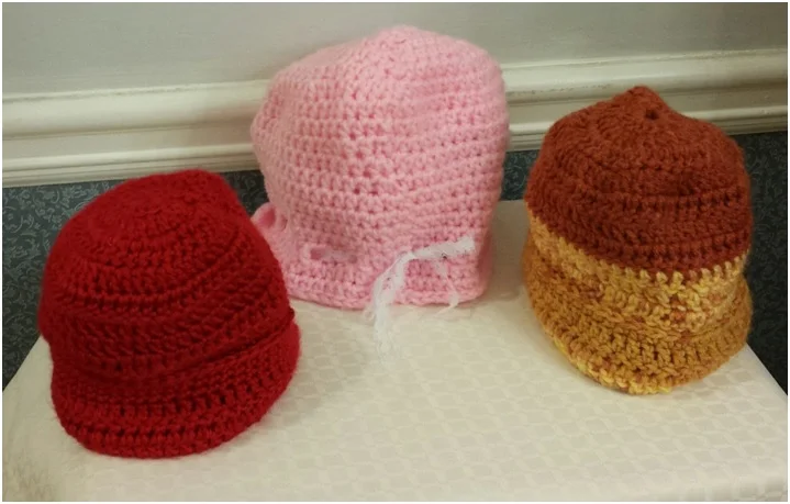 red pink kid scarves.jpg