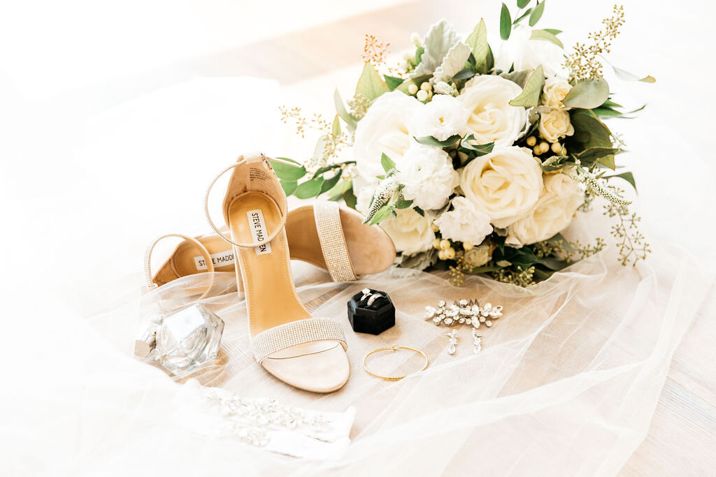 white-florals-bride-essentials