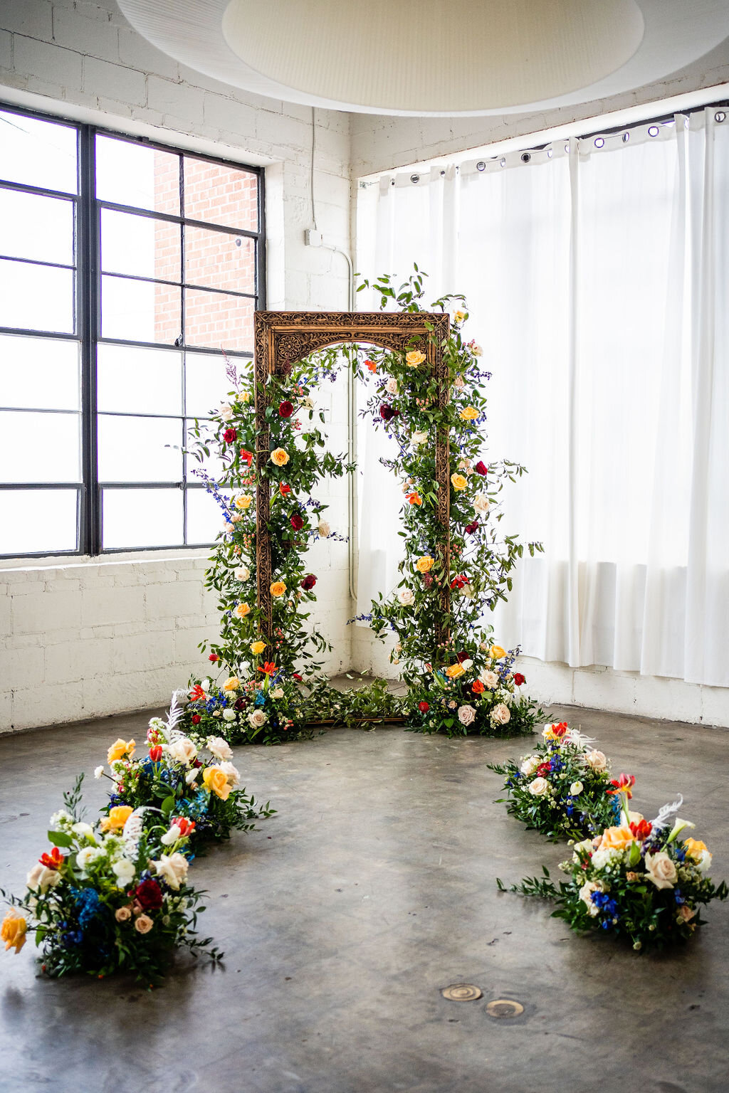 floral-wedding-walkway-archway