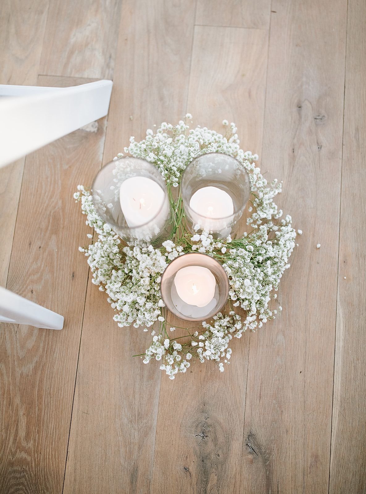 babys breath and candles