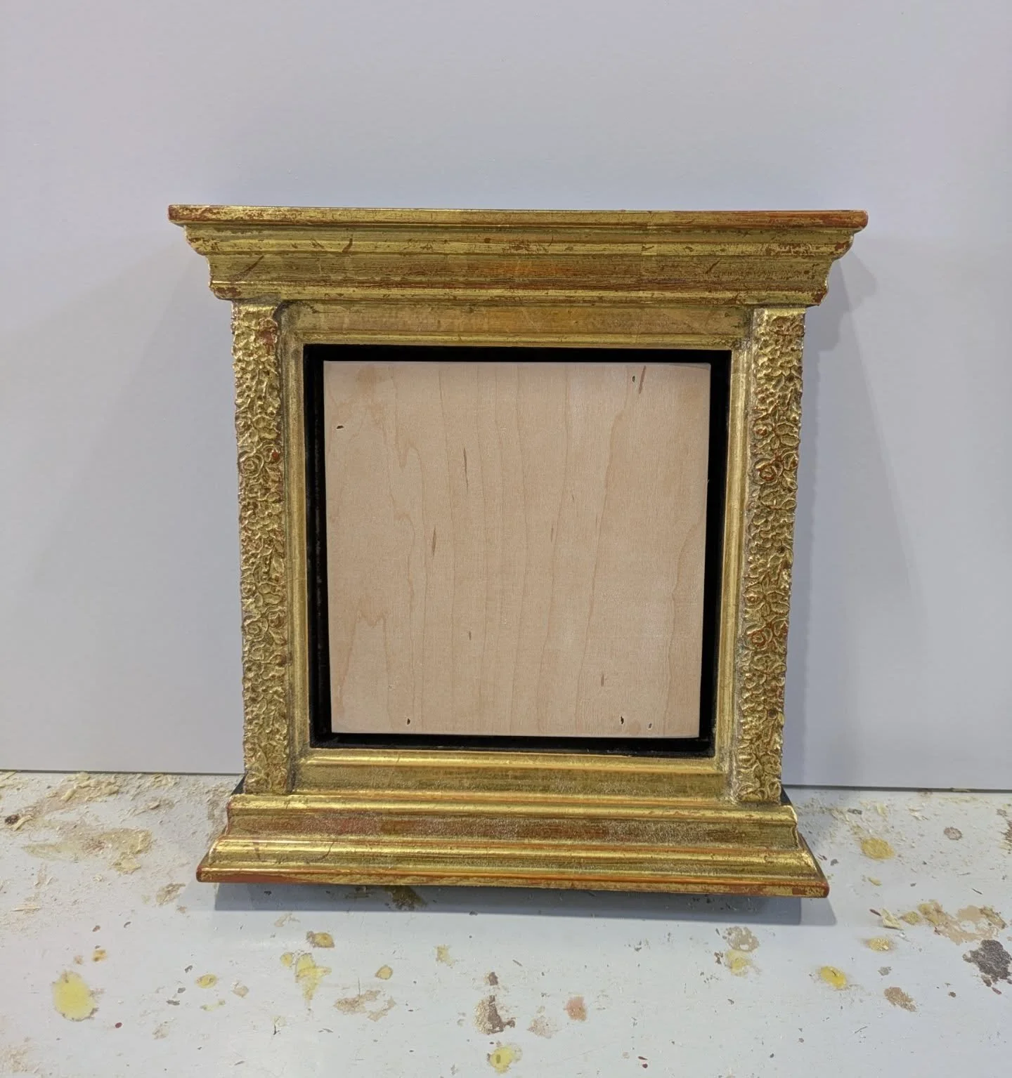 6x6
Tabernacle Float
22k top black sides
$167 + free shipping
.
Comment below to enter drawing for purchase. Name will be chosen in about five minutes.
