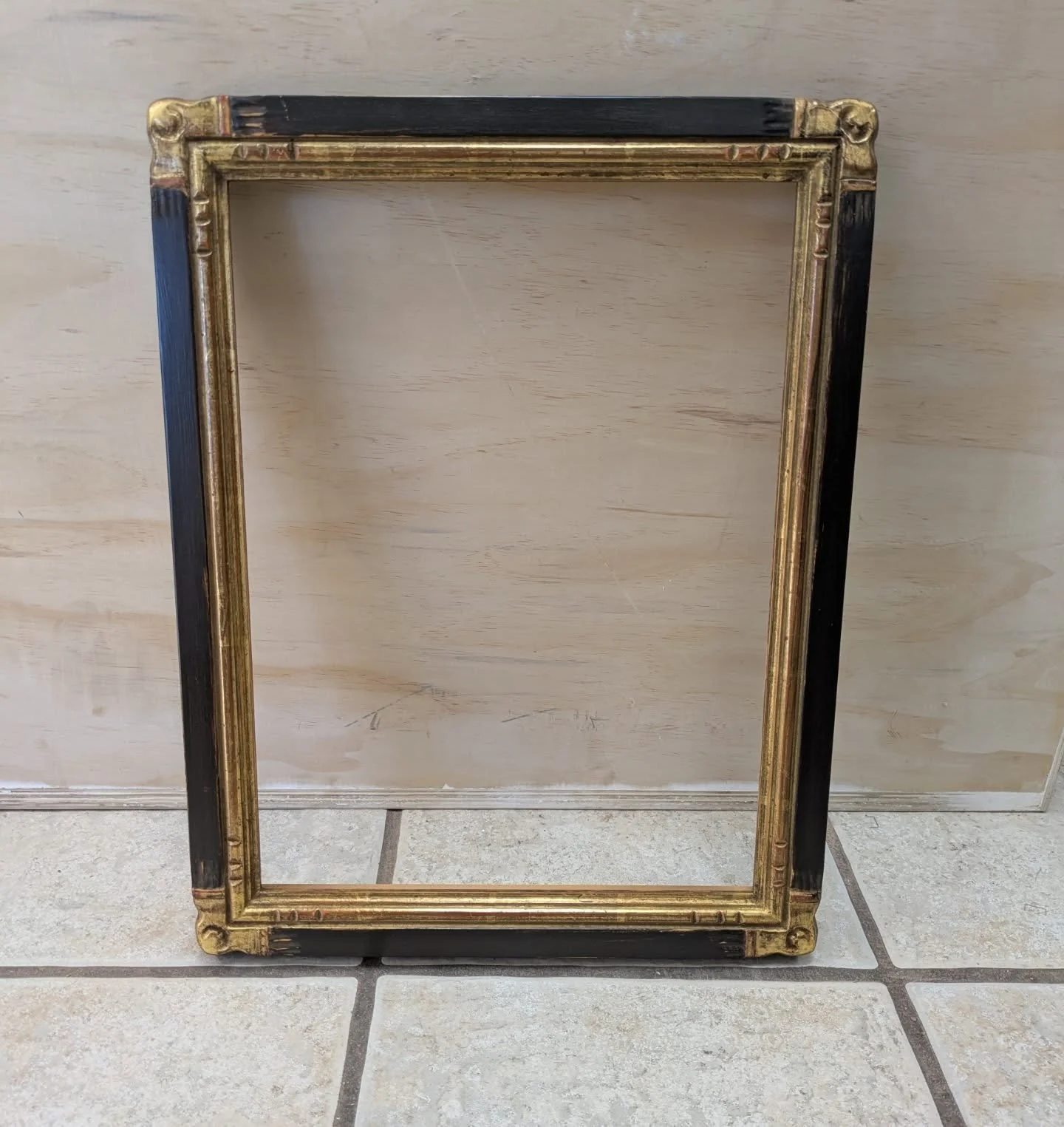 Norse 1" width
22k umber
12x16
$215 + free shipping
.
Comment below if interested in purchasing frame. Name will be drawn in 5ish minutes. That person gets first dibs.