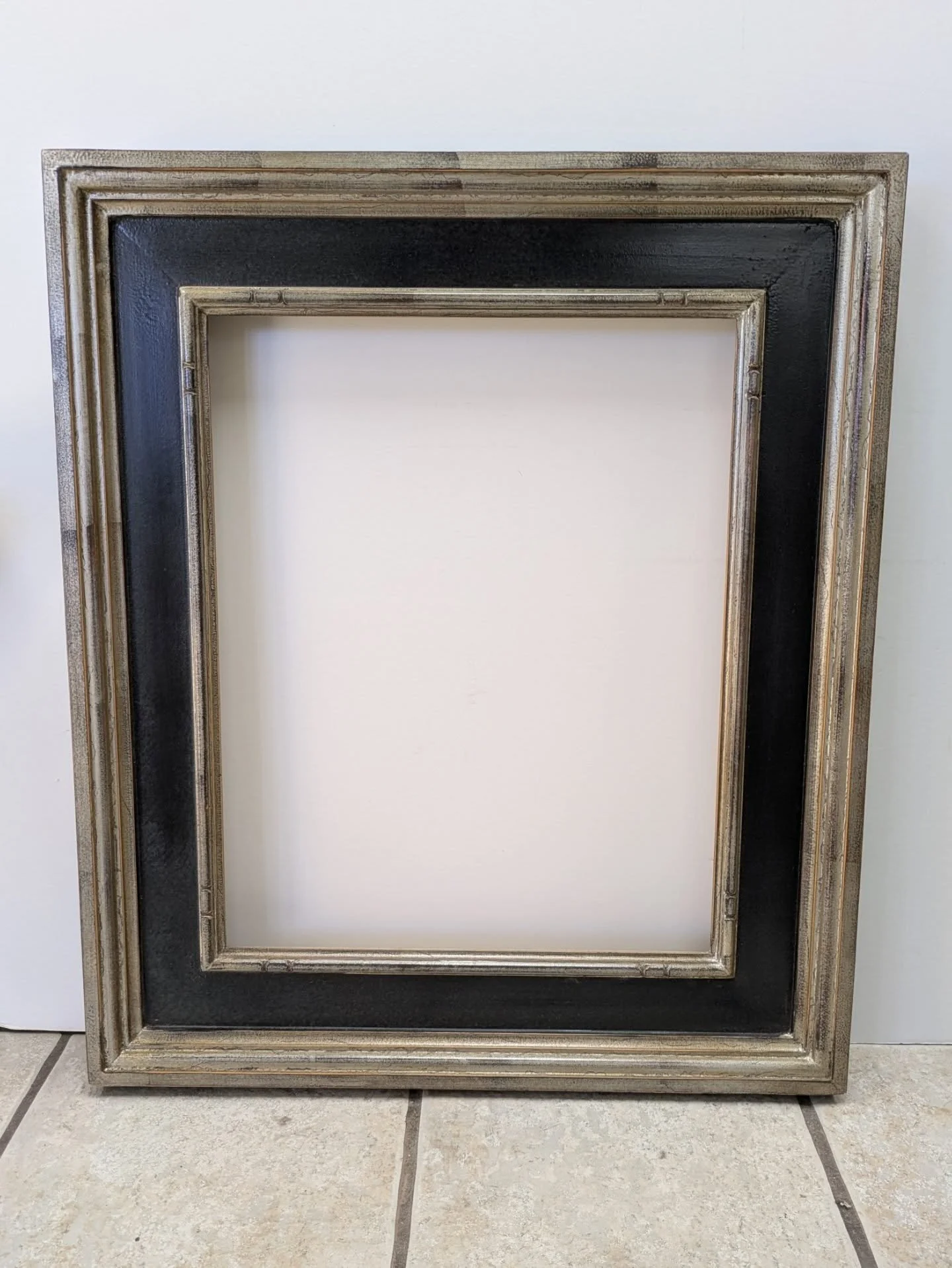 Monterey 4 1/4"
SML black
16x20
$400 + free shipping

.
Comment below if interested in purchasing frame. Name will be chosen in about 5 minutes