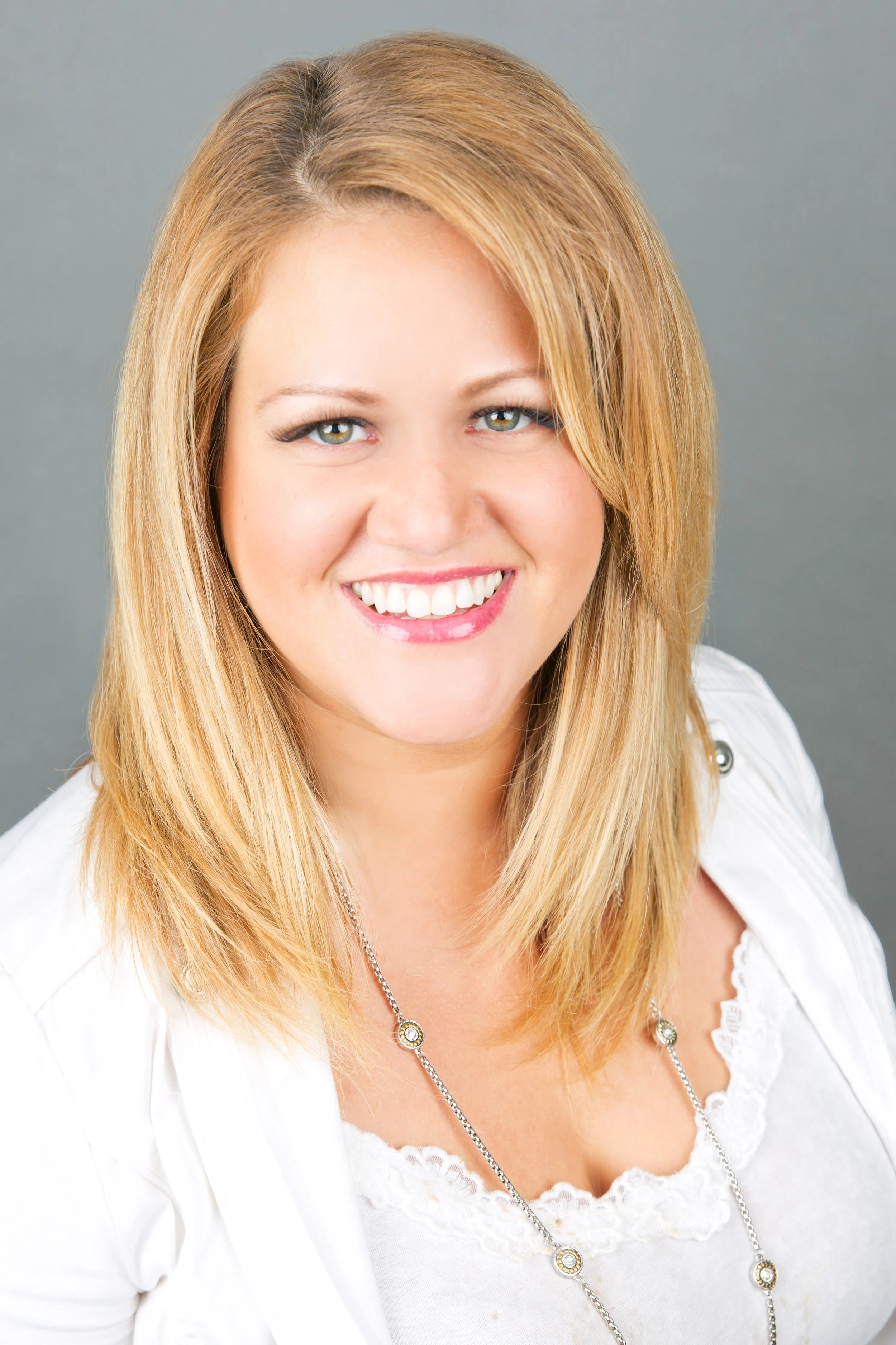 (210) 815-9365 crystal@fsrealtytx.com