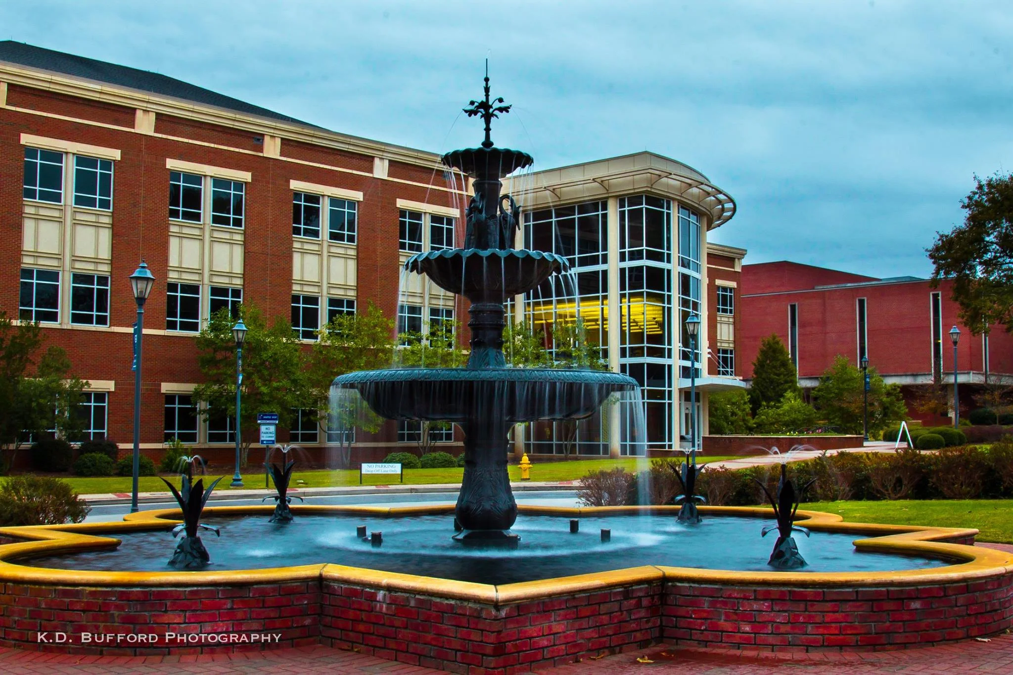 AUGUSTA UNIVERSITY FOUNTAIN.jpg