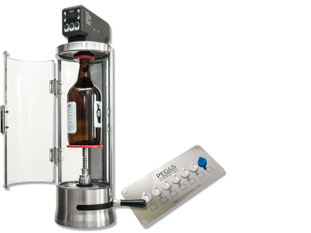CrafTap-Smart-6-line-Growler.jpg