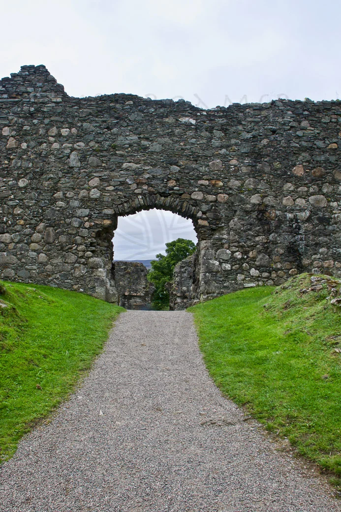 Castle Ruins - 1.JPG