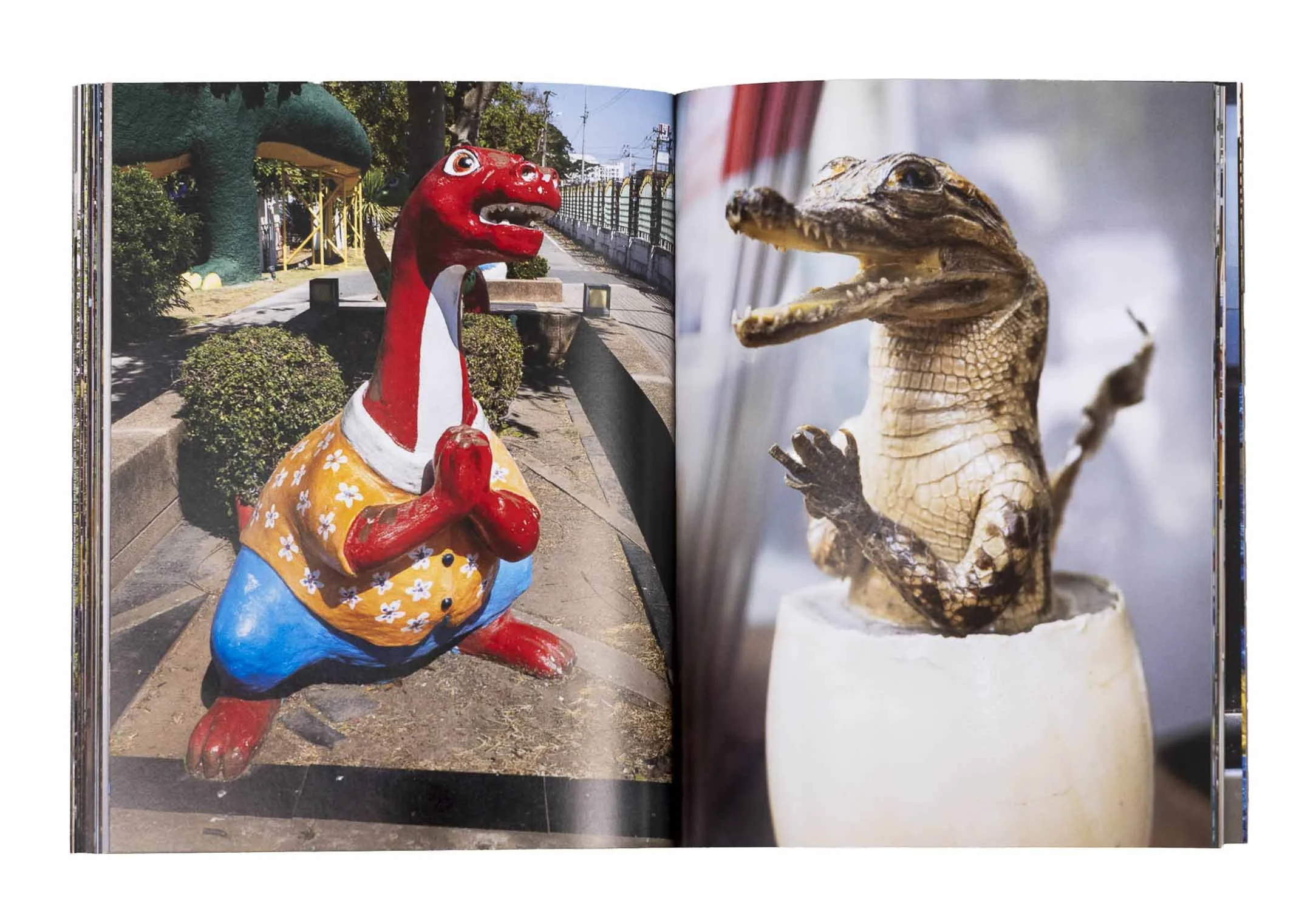 Sawadee Book - 006.jpg