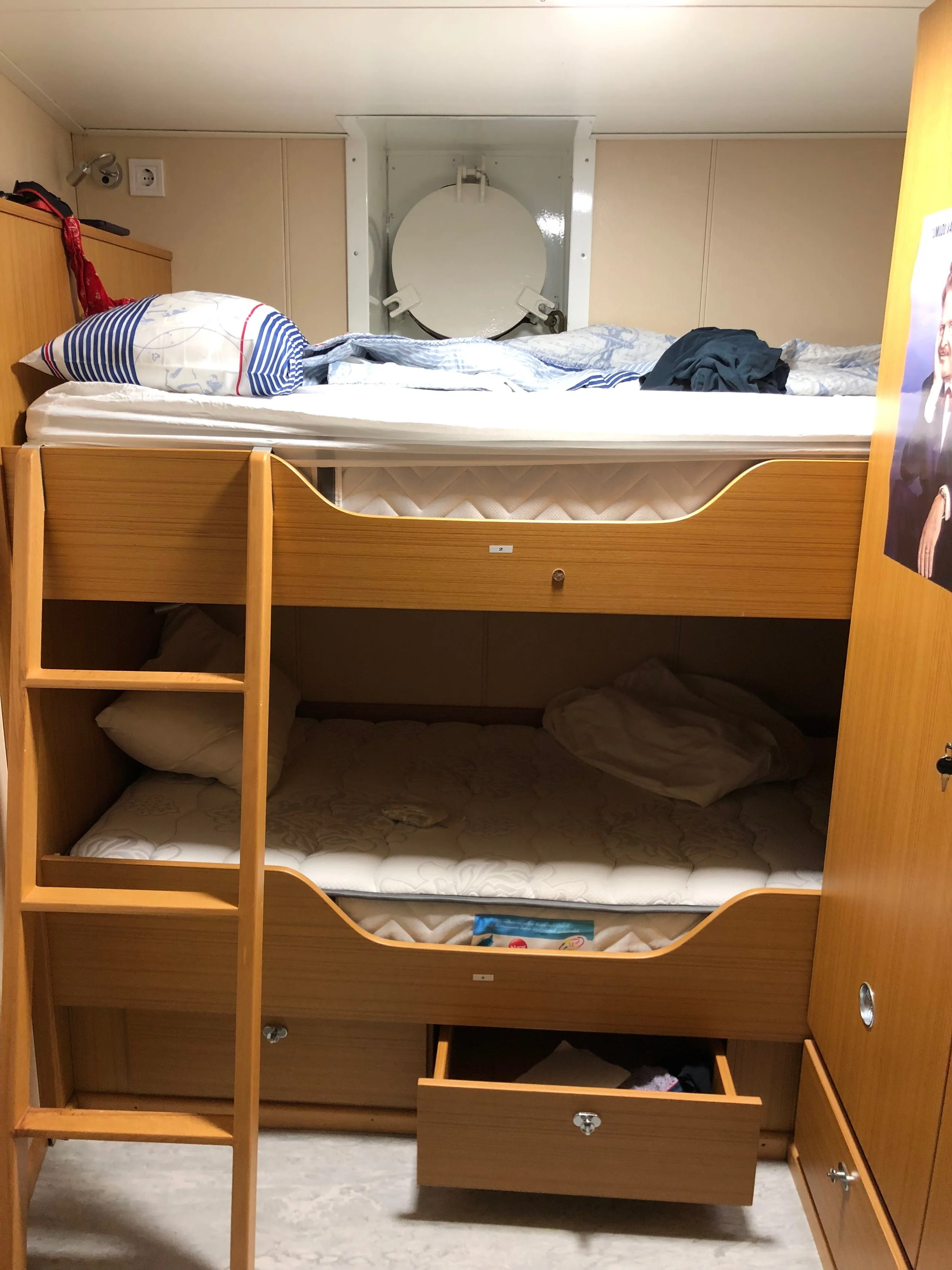 Virazon II Bunks