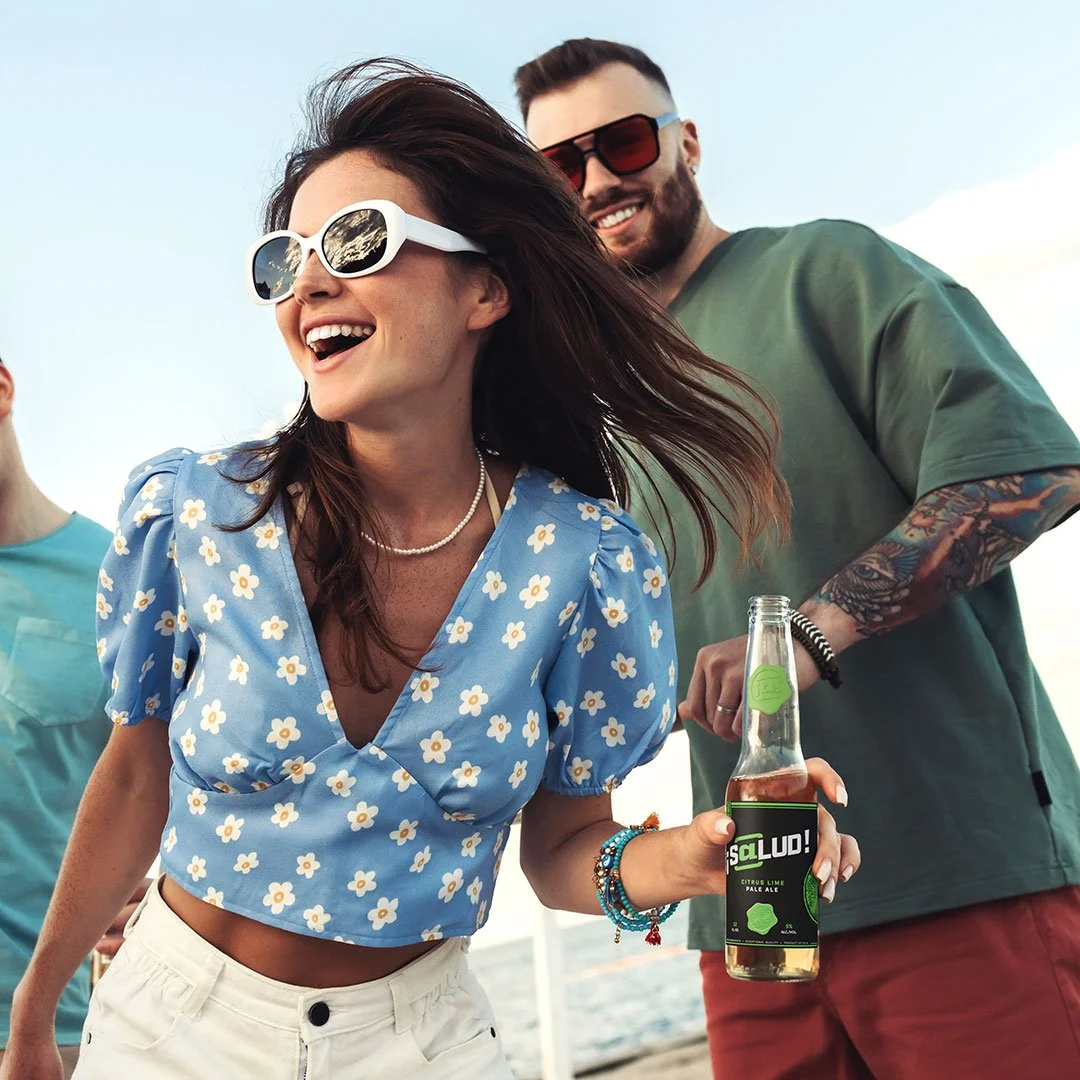 salud-beach-friends.jpg