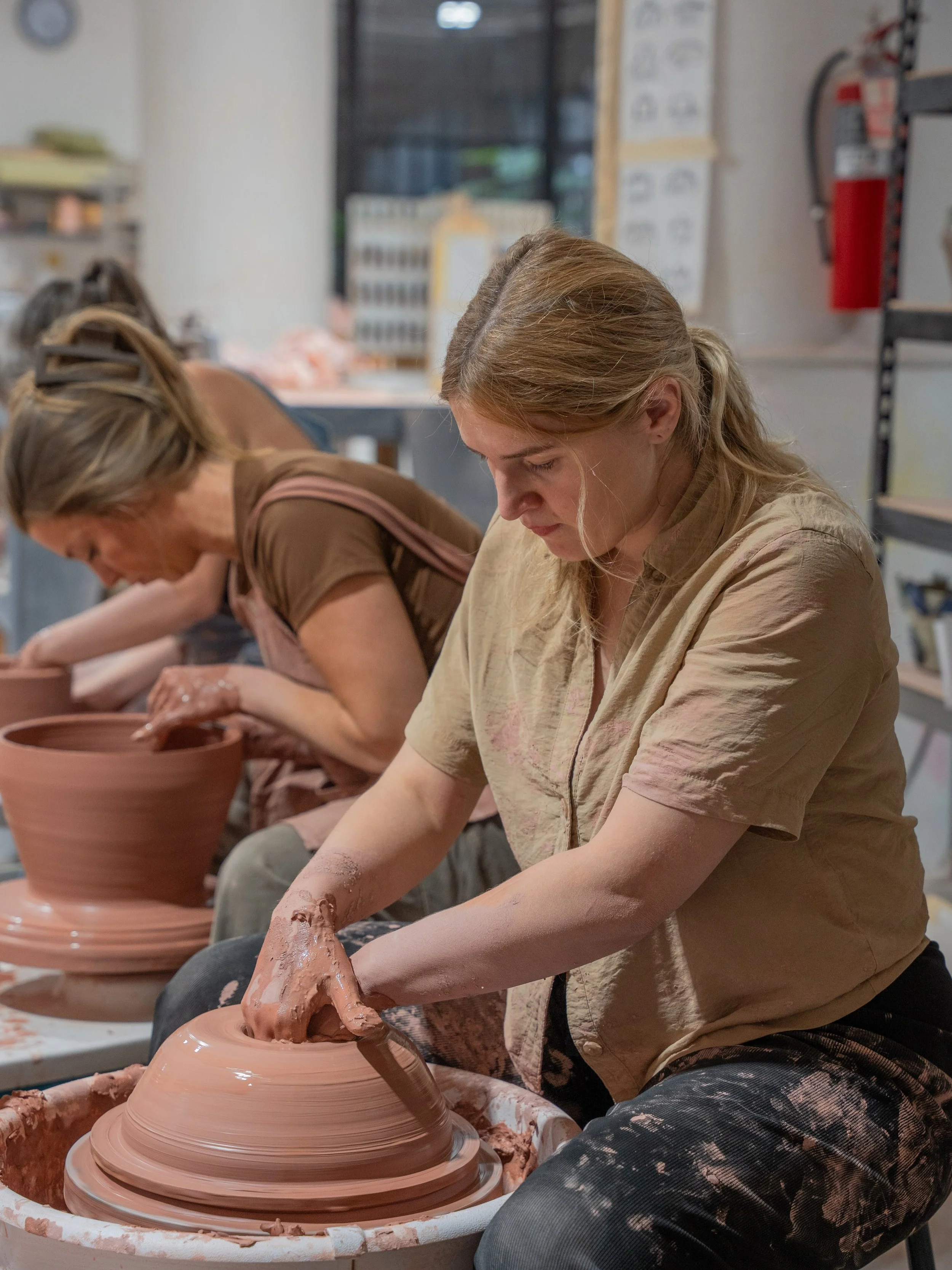 Last month we welcomed Kseniya Polyakova back to #AlterWorkStudios for her second series of workshops here at the studio. So thrilled to have her back in Long Island City. Thank you, Kseniya, for sharing your knowledge with our community. Thank you t