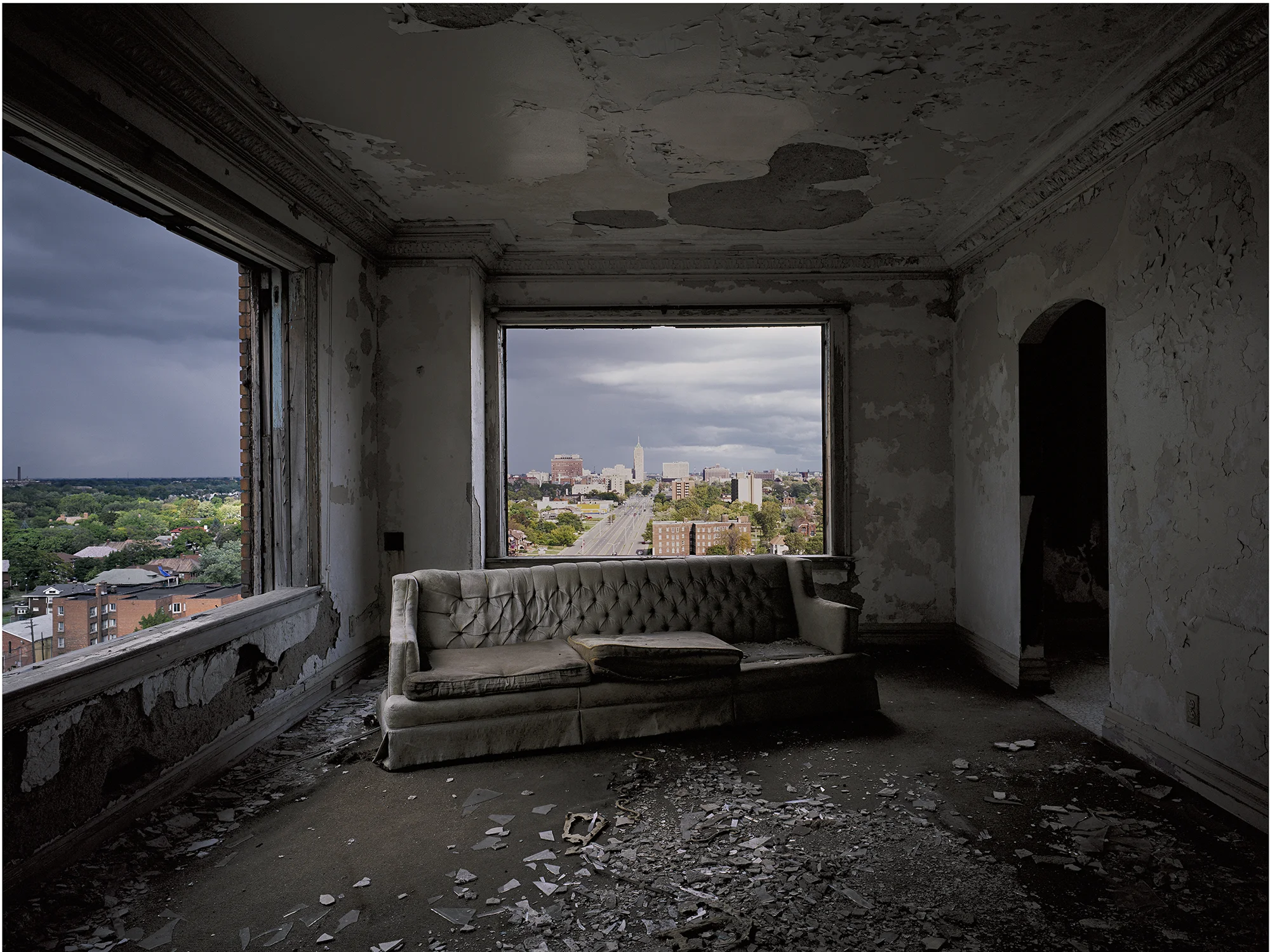 Katherine Westerhout, Lee Plaza Hotel I , 2009, Archival Pigment Print 56" x 72", ed. of 3 | 39" x 52", ed. of 3 | 30" x 40" ed. of 10 | 1 6" x 21 5/8" ed. of 15