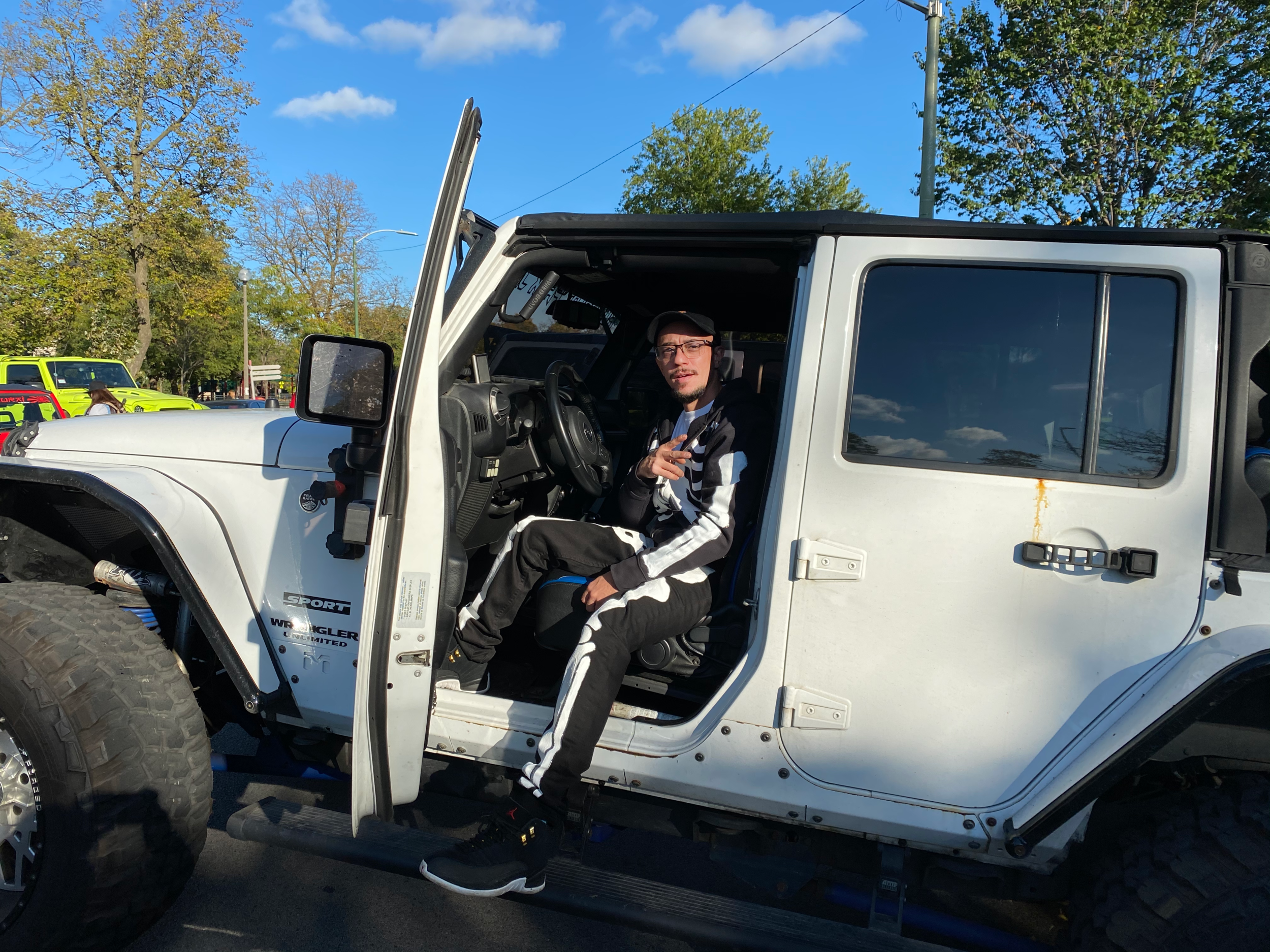 Trunk or Treat? Humboldt Park Jeeps Steer Halloween in Different Direction  — Free Spirit Media