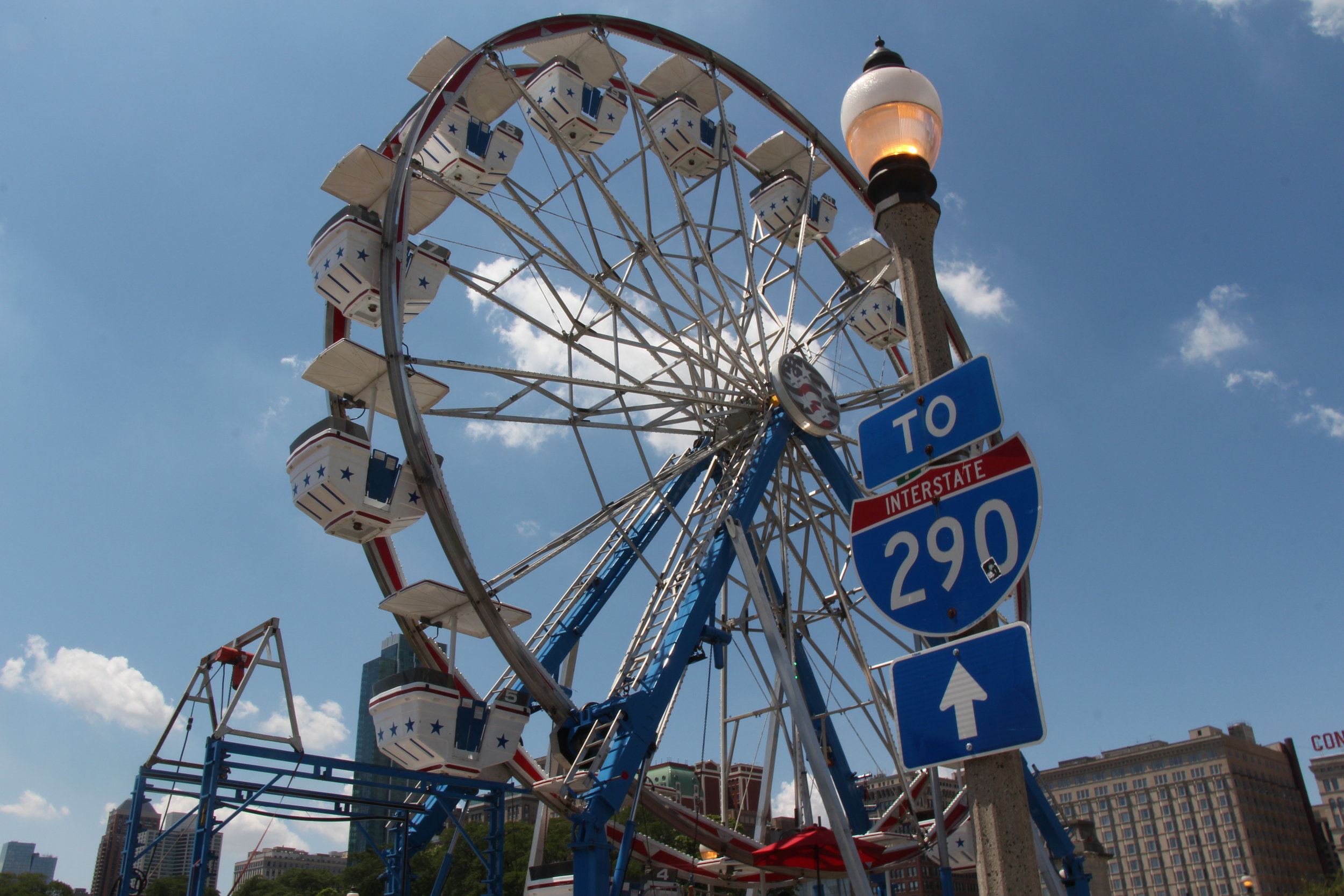  The ferris wheel emphasizing Chicago with the Ike Interstate Sign. Photo by Millie Johnson  