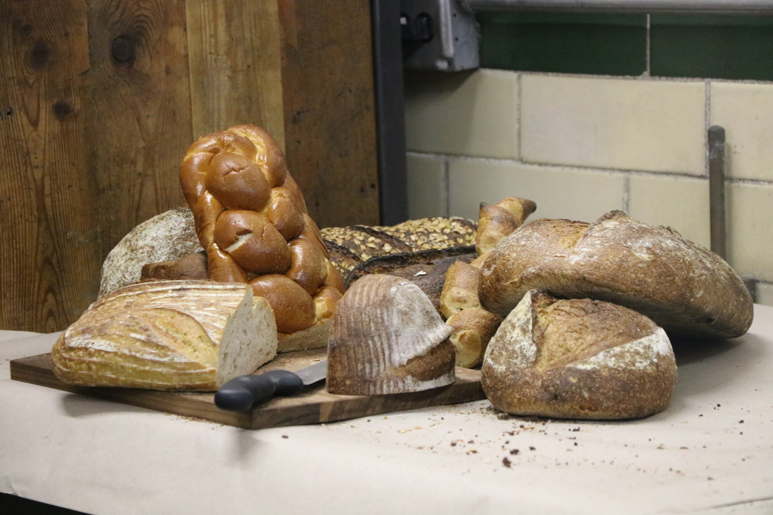  Bread donations from the Chicago Bread Club were a popular food option at Sunday's summit. 