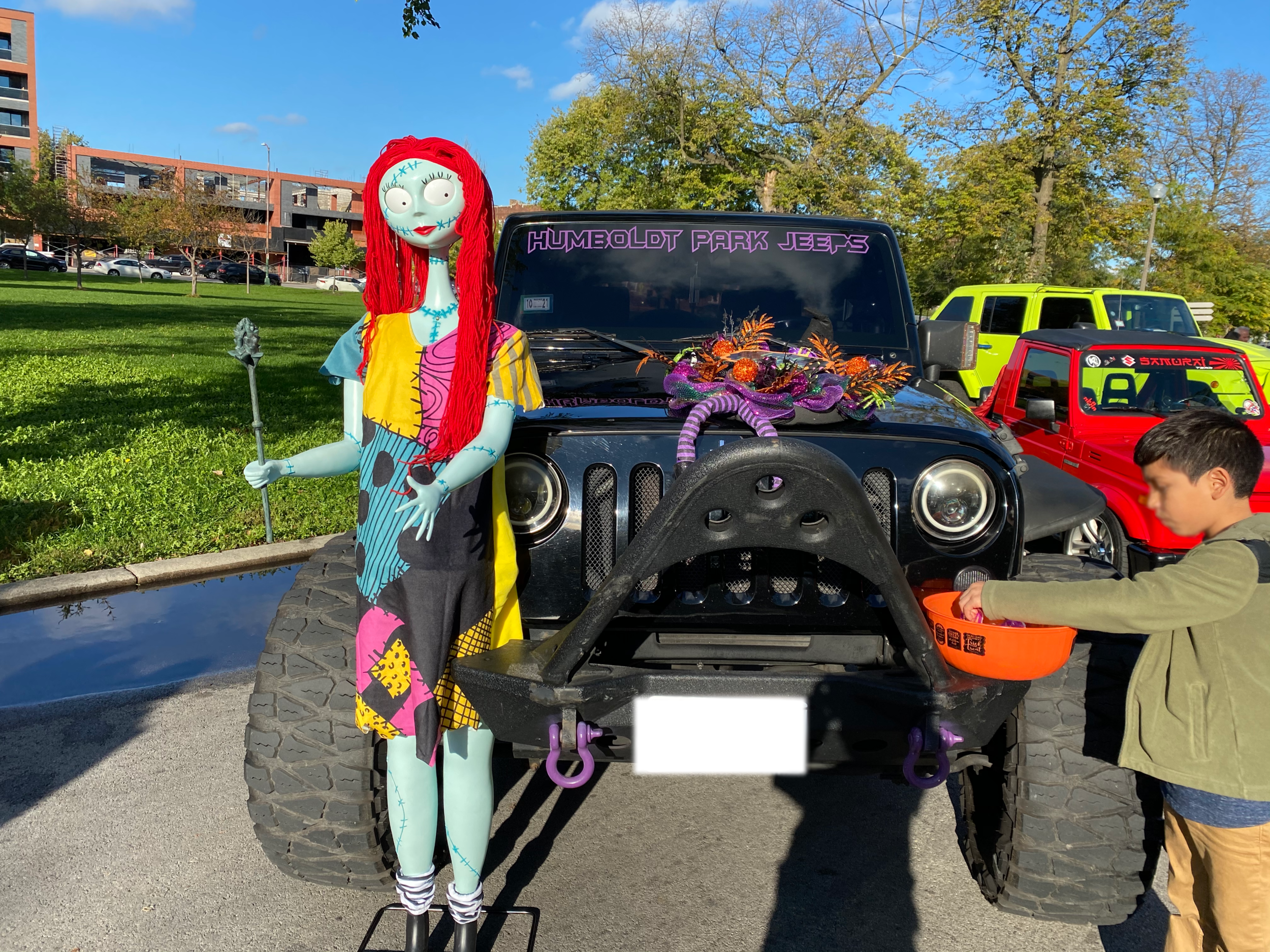 Trunk or Treat? Humboldt Park Jeeps Steer Halloween in Different Direction 
