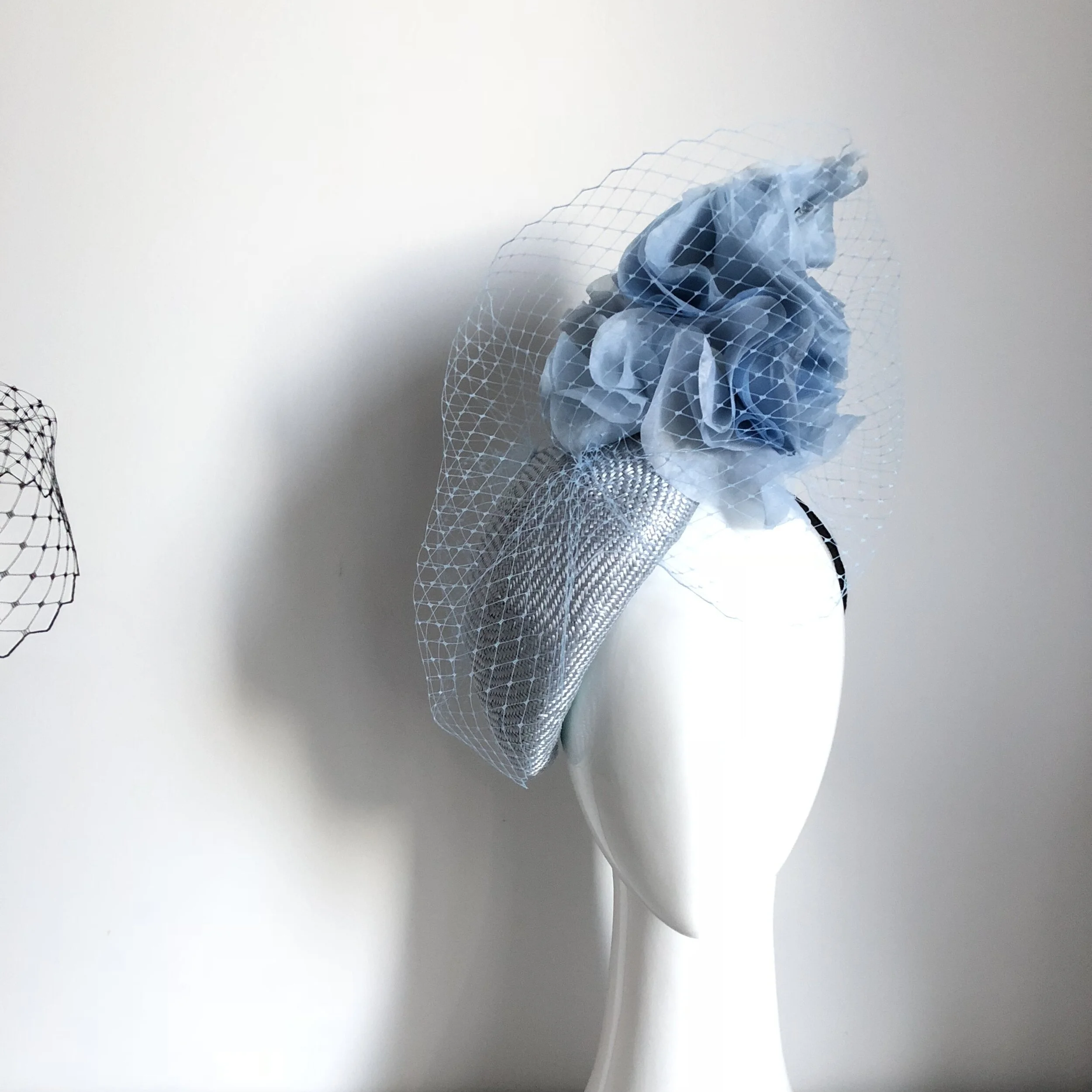 Baby blue Face hugger hat with matching baby blue slik wave detail