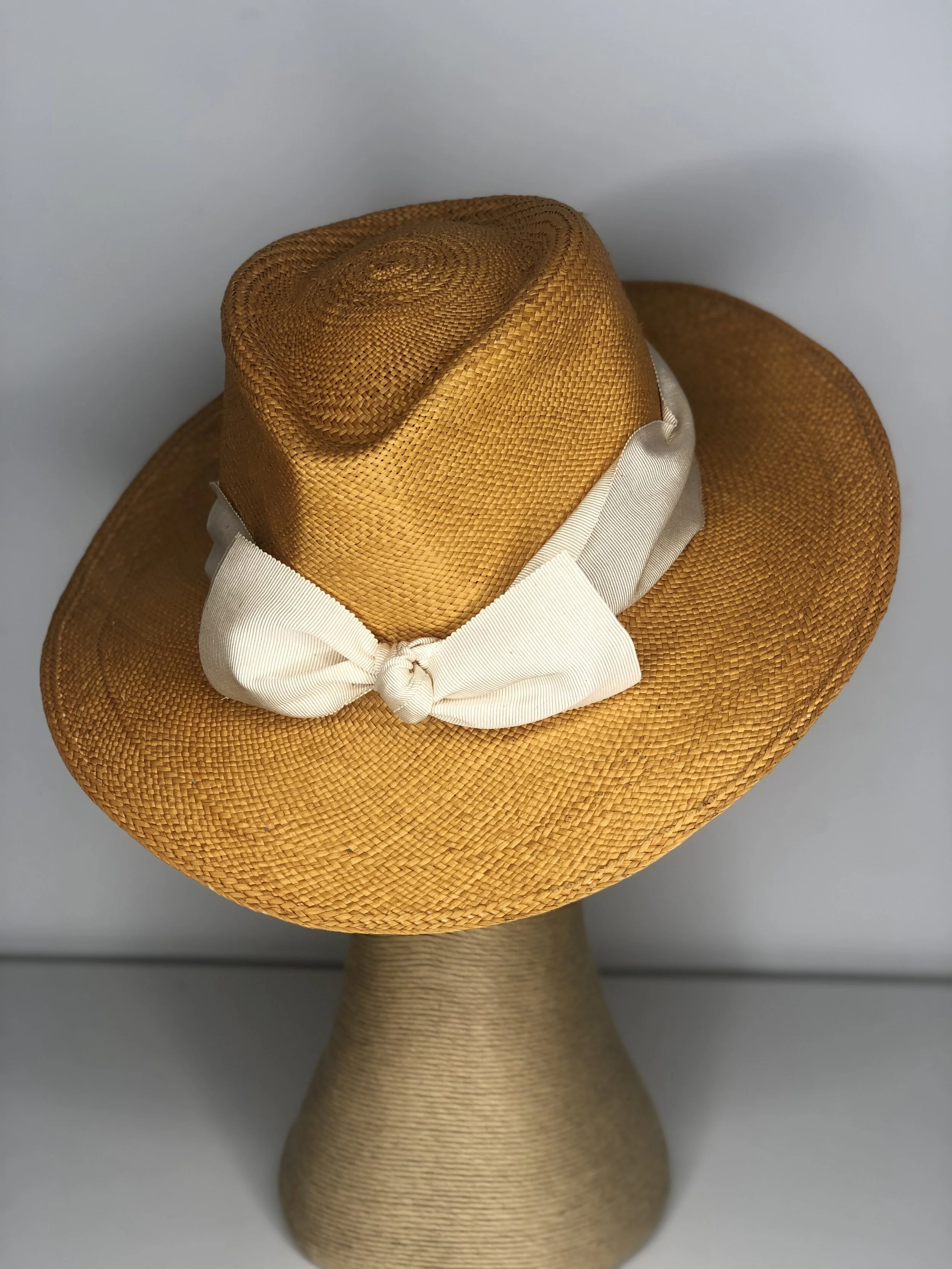 25F7CF9A-E861-4658-B9DD-7BCC60467011