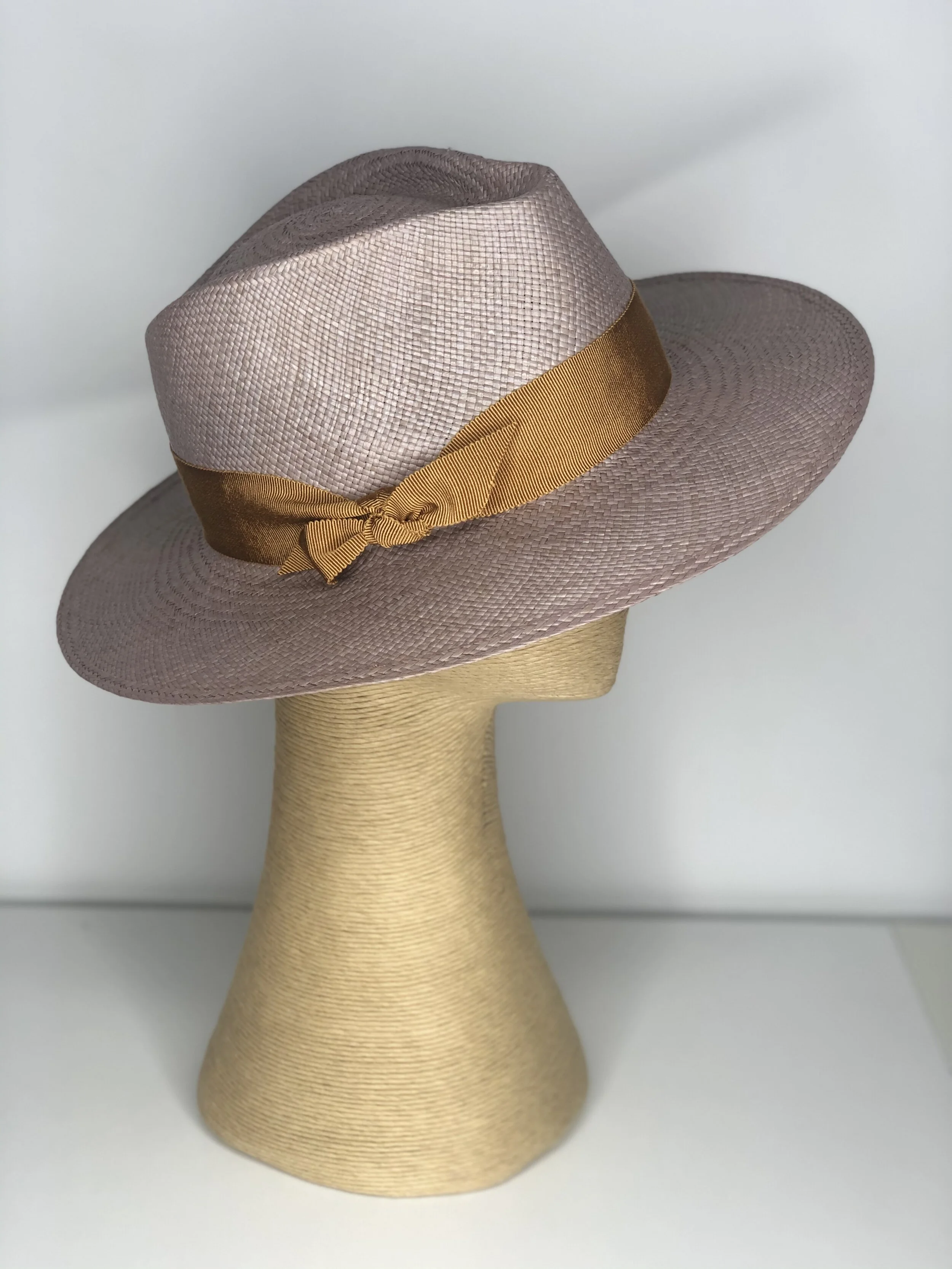 09ED514D-B9E6-4A94-8D35-0B6DB577D528