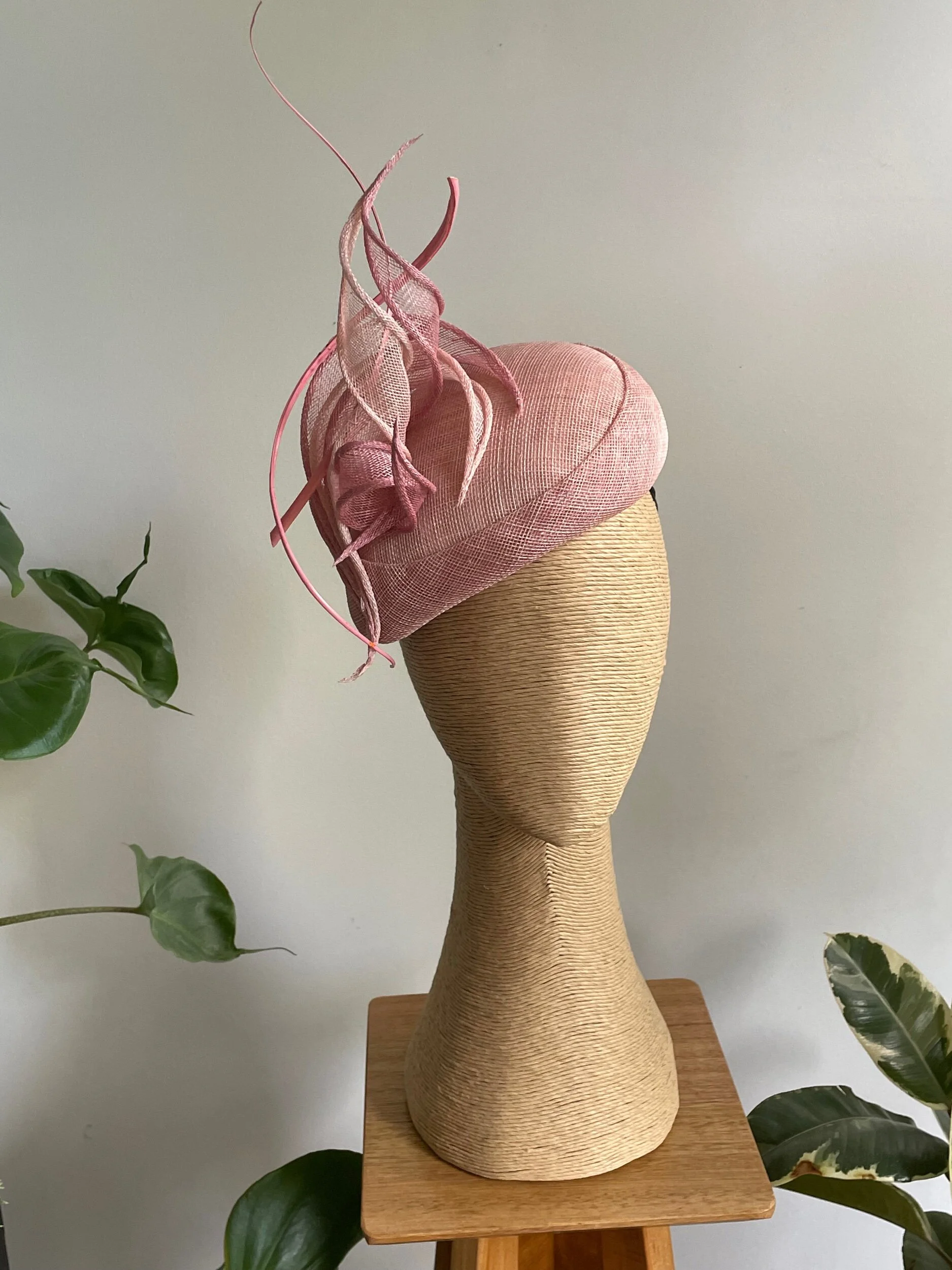 620806CE-4A4B-404E-BDE3-9A735C6CC3D2