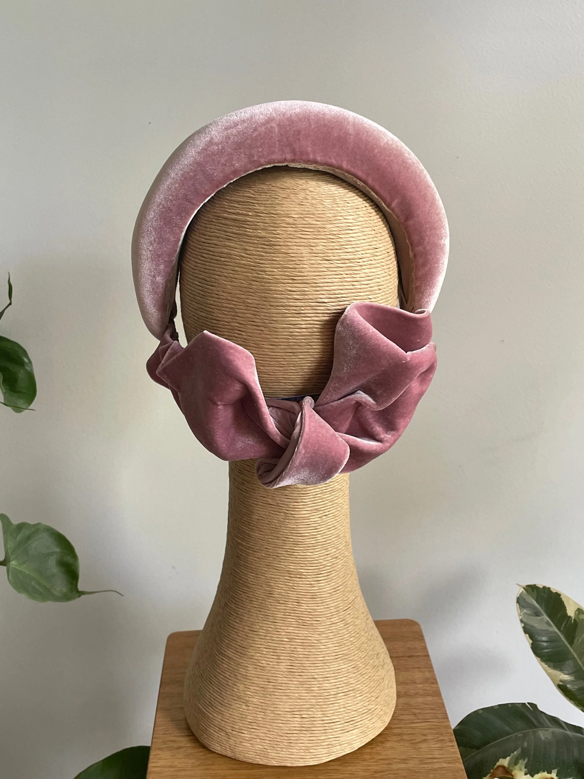 A2D37C34-E092-4BA9-B112-C52E969FB962