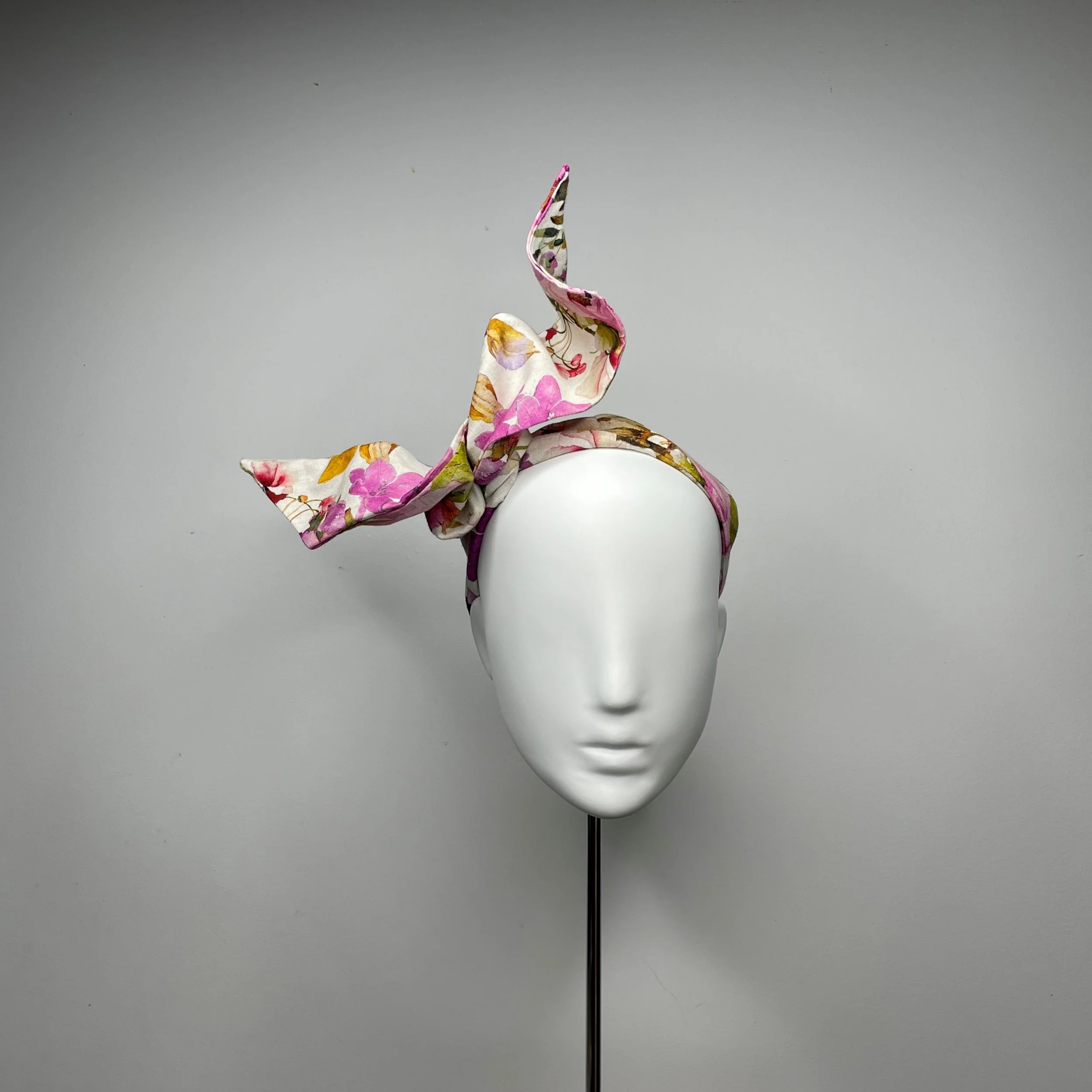 wired headscarf (14).JPG