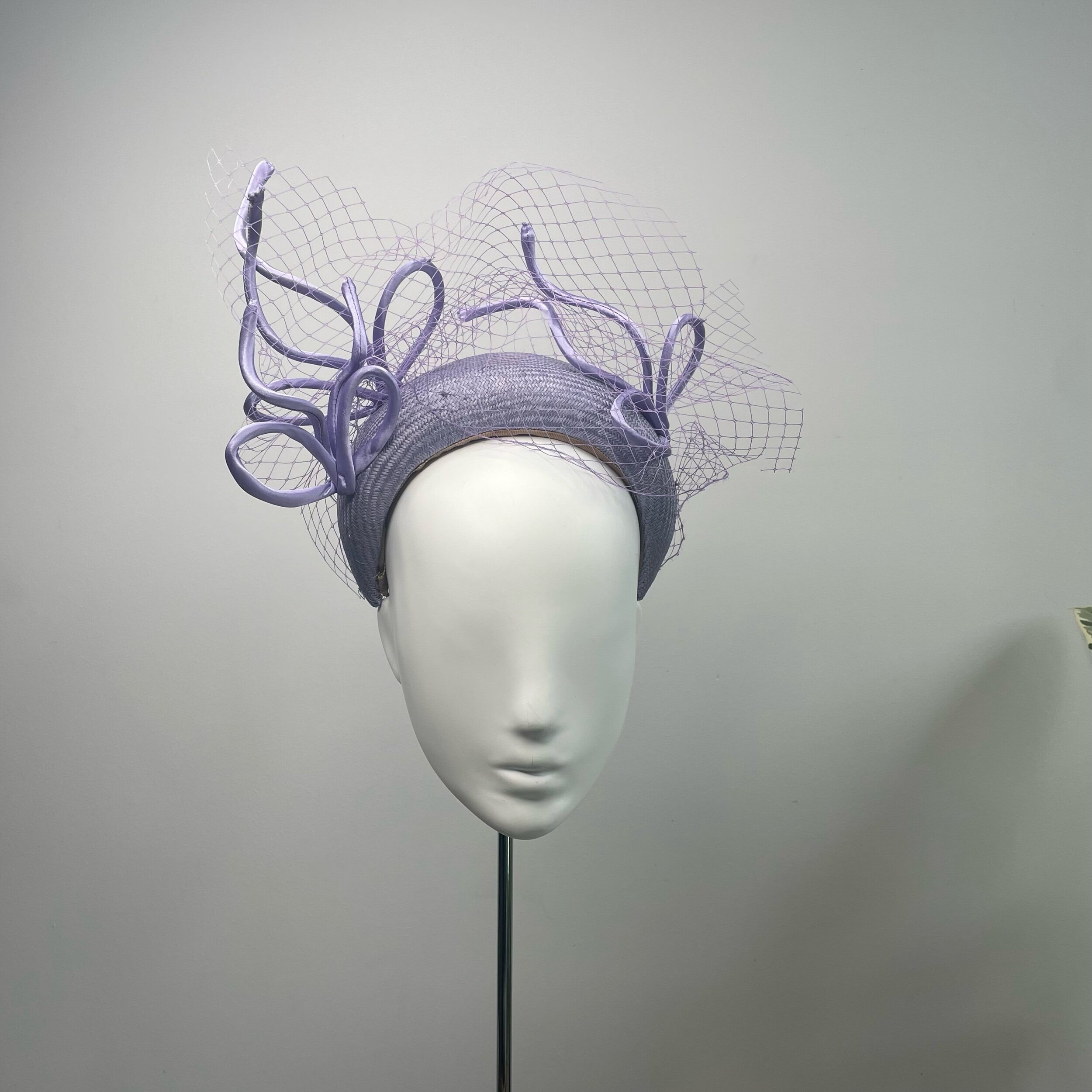 Periwinkle Bow- Purple Straw bandeau with dancing bows.