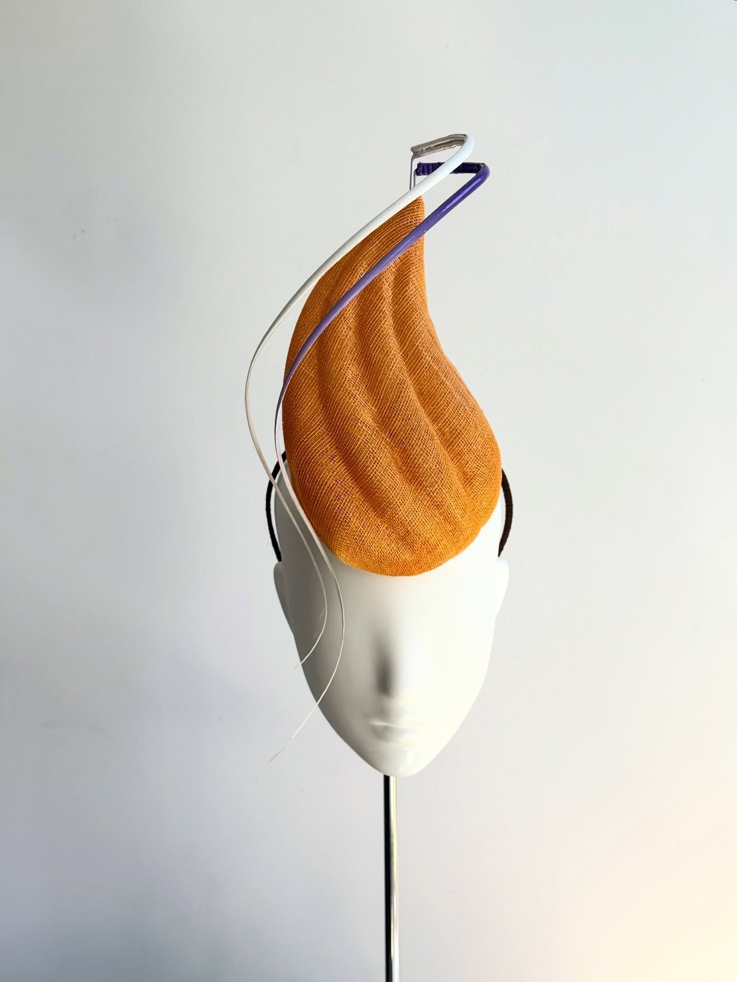 I&rsquo;m a bit late in sharing some of the hats I created for this year&rsquo;s spring carnival, but better late than never! This one is for Isabel, the brief was to create something striking without fussy. 

The block I&rsquo;ve used has been in my