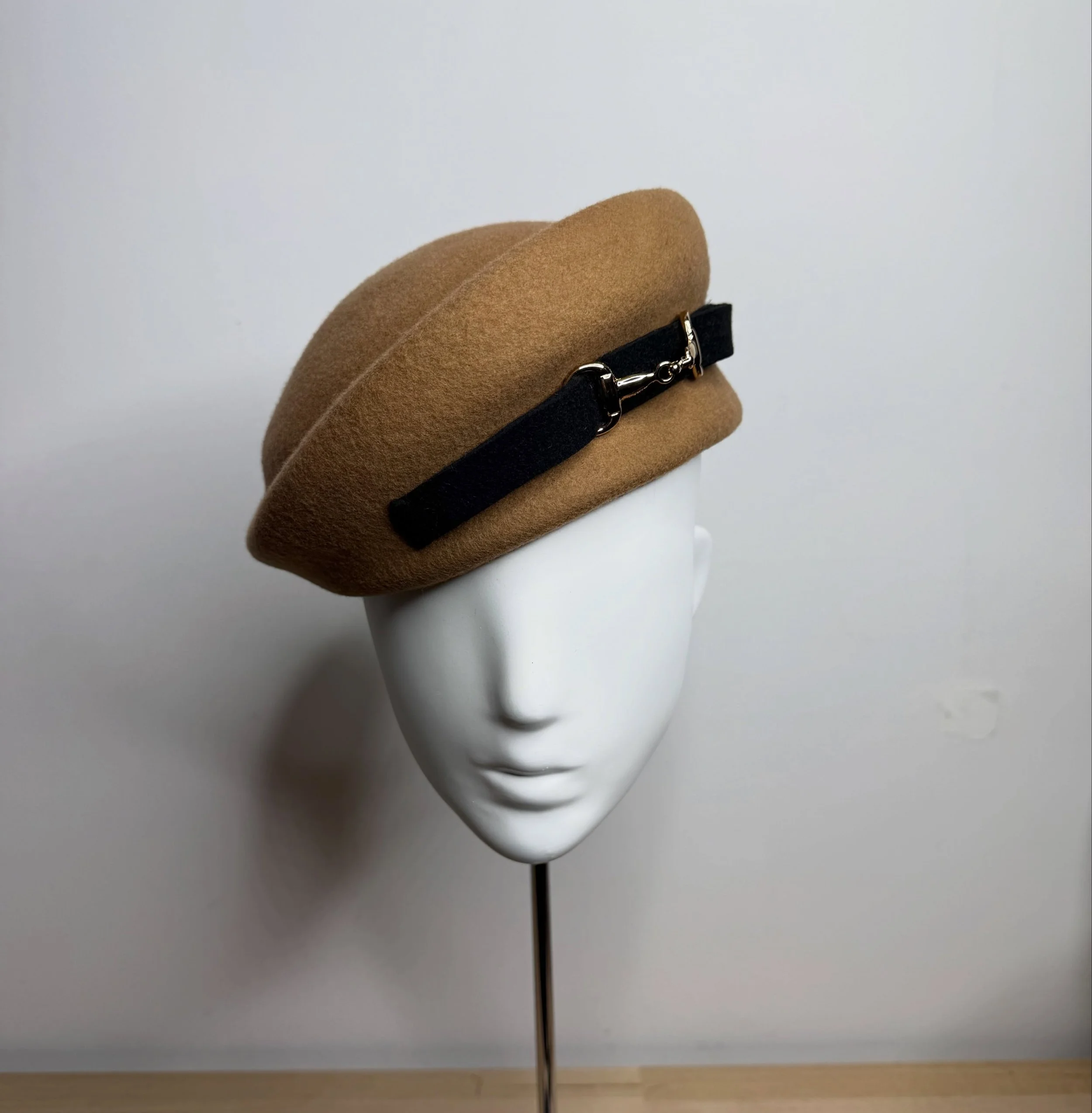 It's a bit chilly out. Why not keep your head warm with this cut hat. 

#millinery #hats #felthats #brownhat