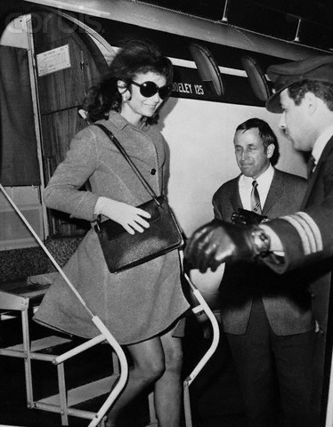 jackie_onassis_o_jet_superfly_aviation_www.flysuperfly_olympic.jpg