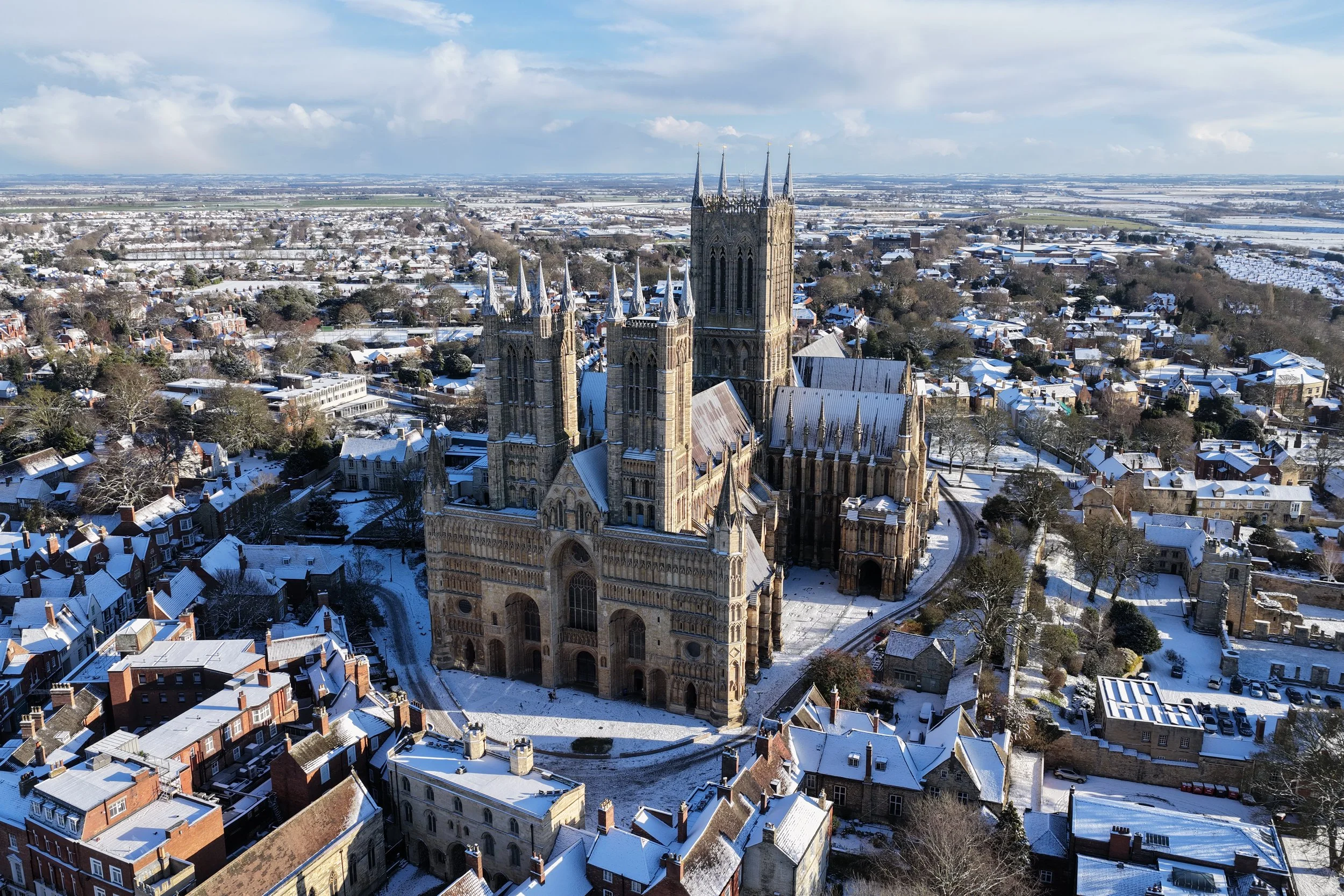 Lincoln cathedral in the snow by drone.JPG