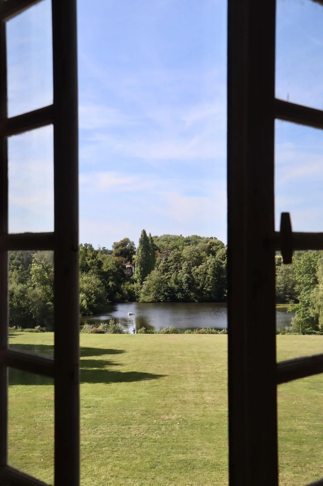 PHOTO-2025-12-16-23-31-50 5.jpg