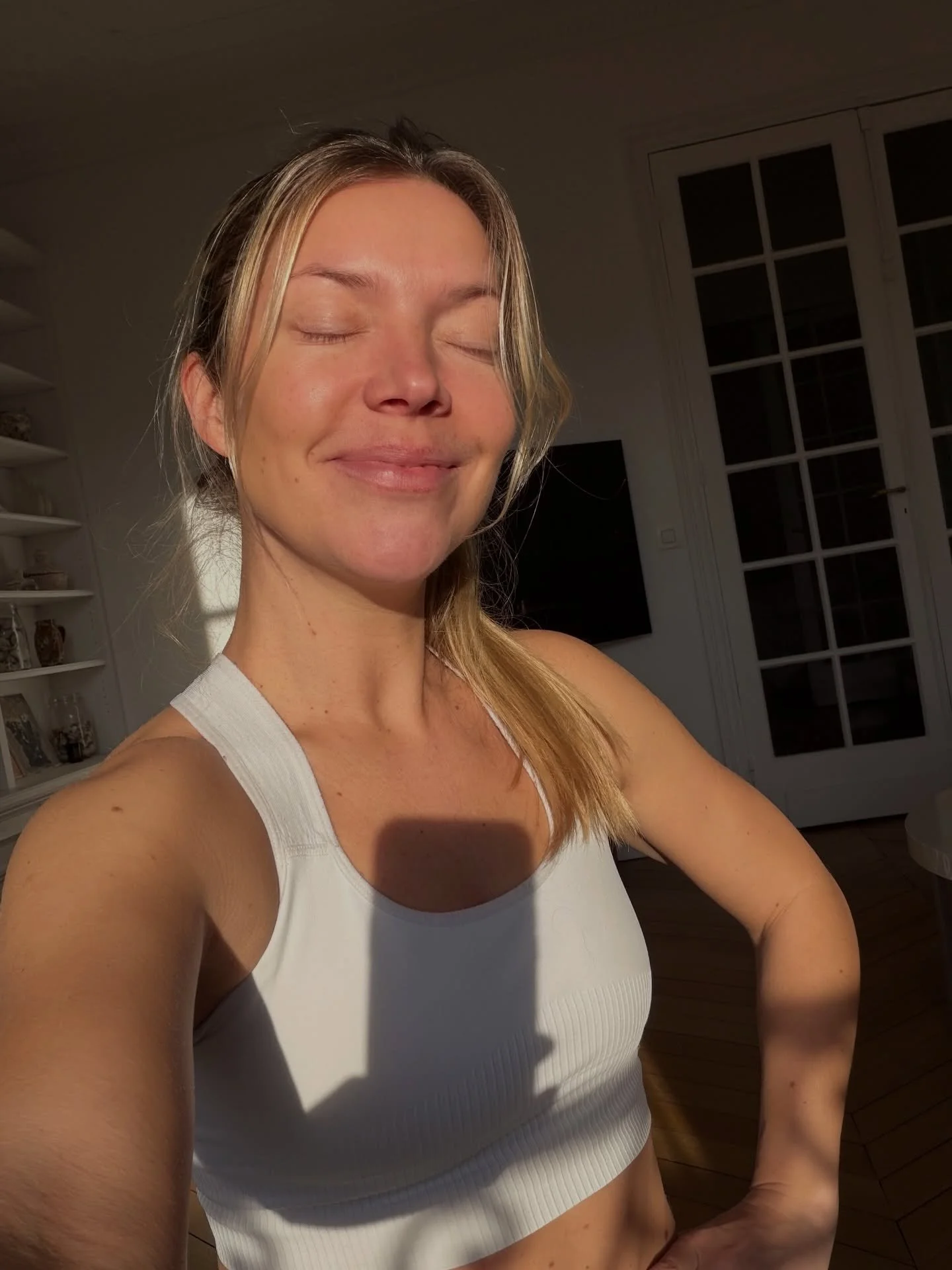 This work week ended with a good Friday reminder: live your life &mdash; don&rsquo;t miss it. 🤍 (Thank you for this, Joy.)

Grateful to join an inspiring women&rsquo;s event @womenworkandwine by the wonderful @joyeggerichs. Nothing better than seein