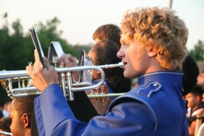 Close-up E profile marching.jpg