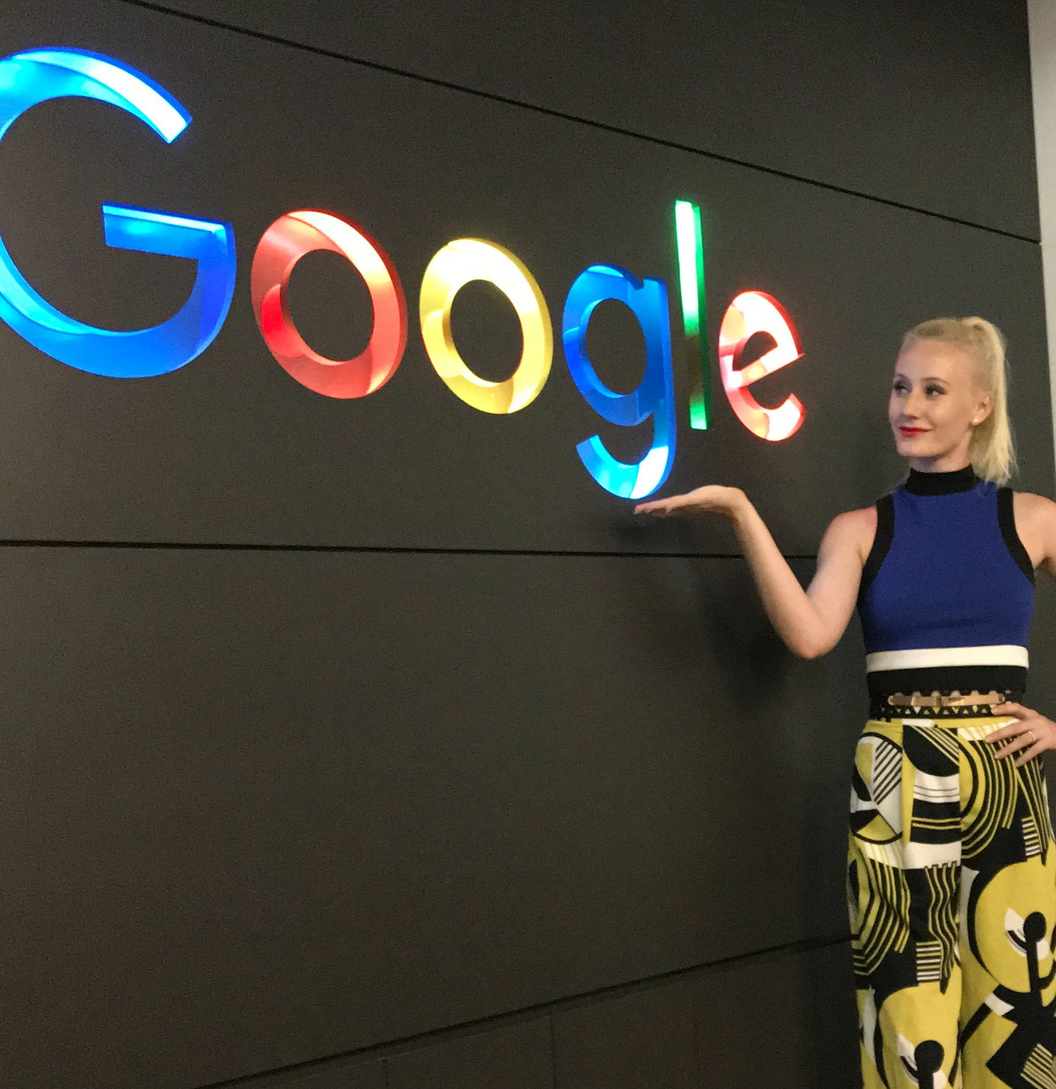 GoogleSeena-compressor.jpg